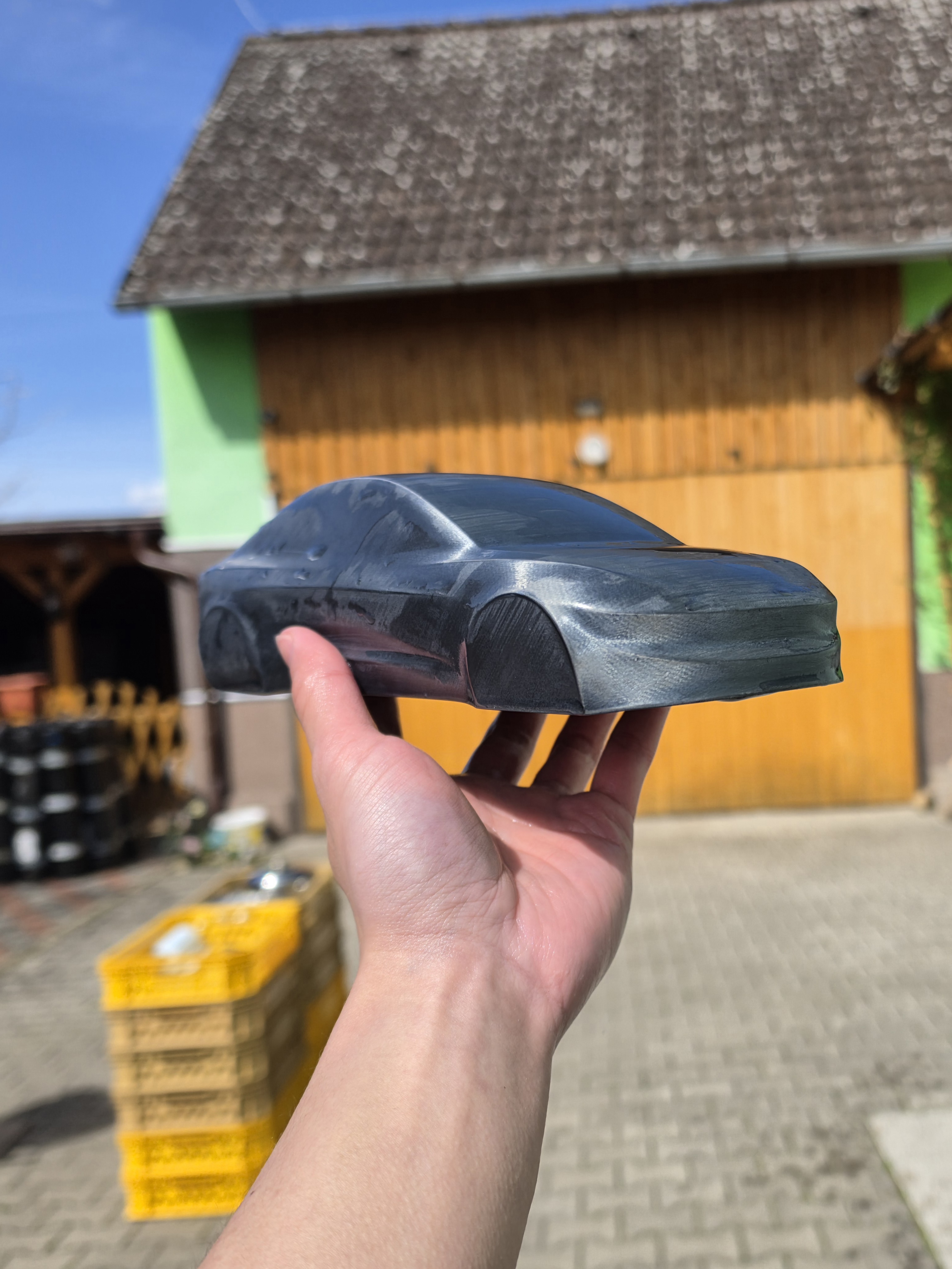 Tesla Model 3 - Silhouette