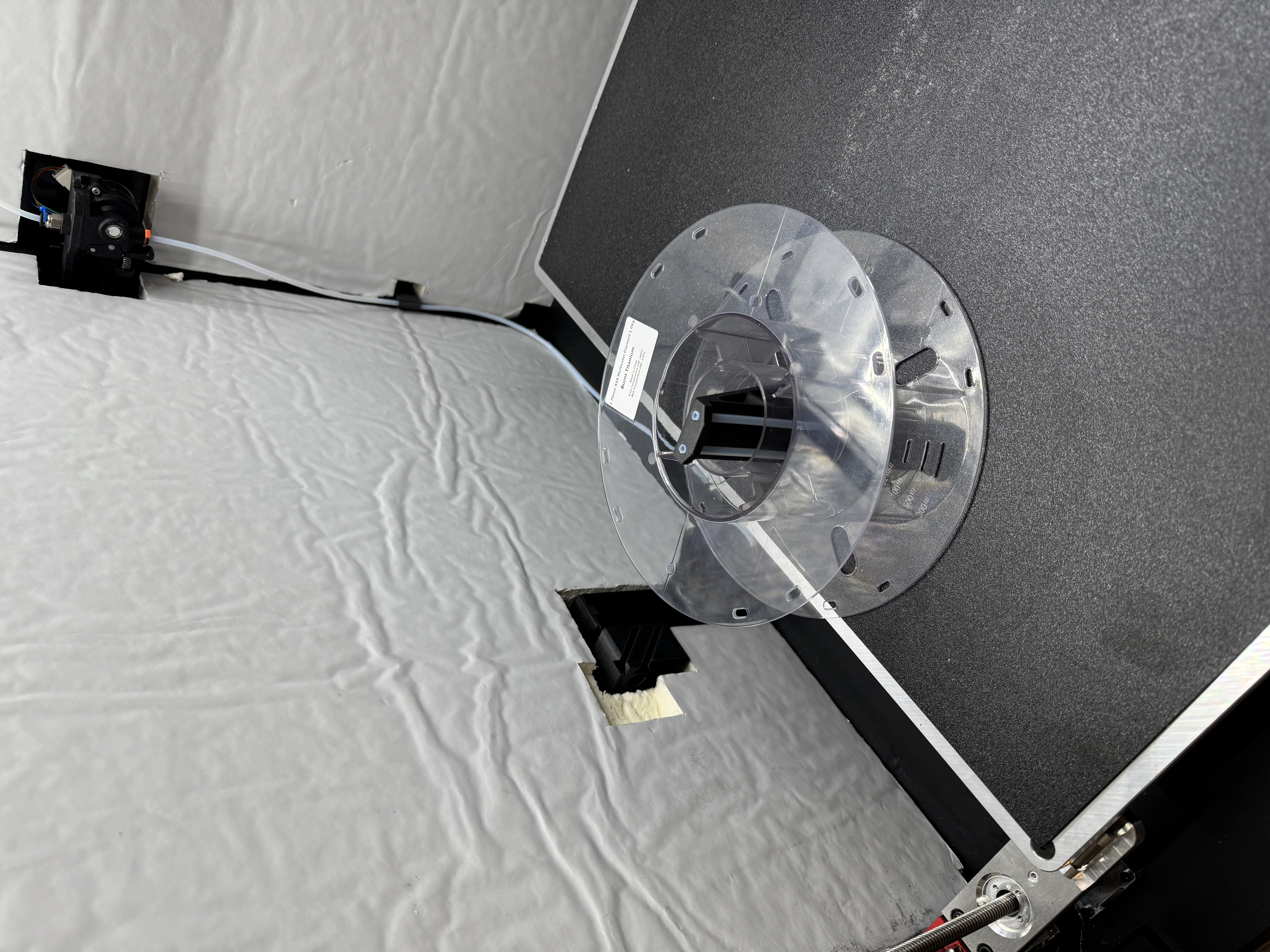 Miniatura 3 do modelo 3D V-Core 4 Removable Spool Mount