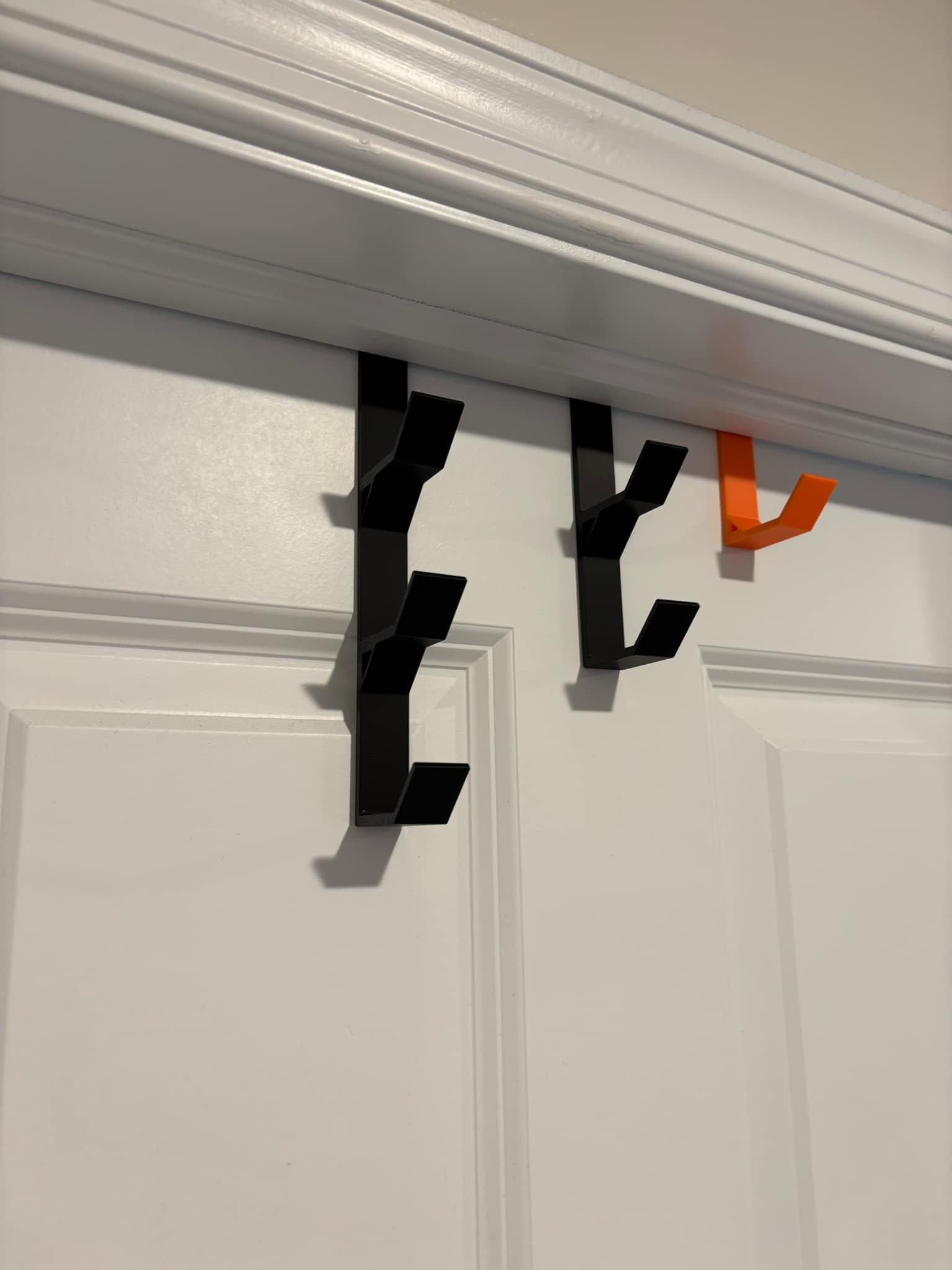Three sizes over the door hook