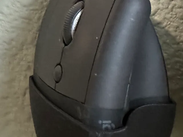Logitech Lift Mouse holder Left, Right and SKADIS