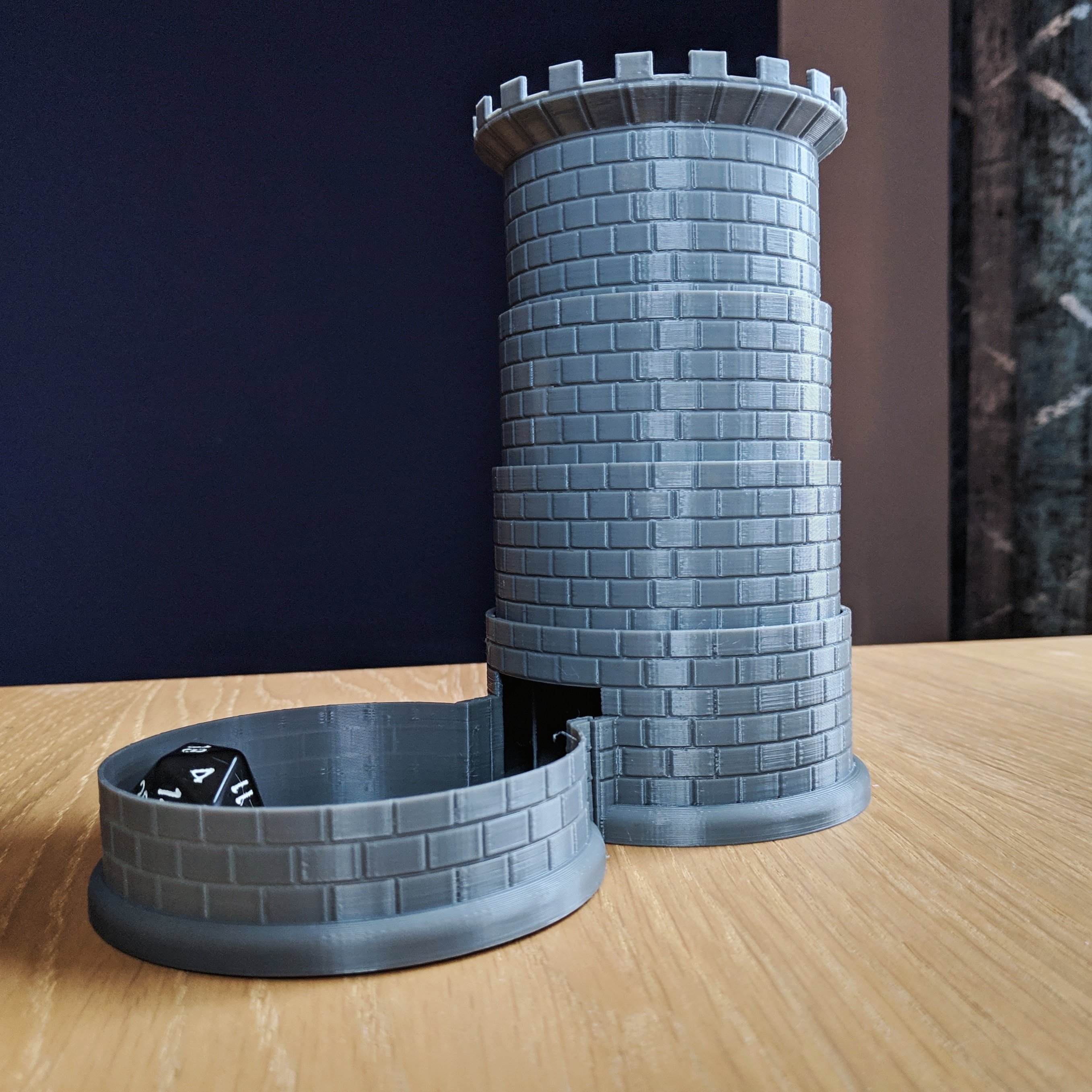 Collapsible dice tower — thumbnail 2