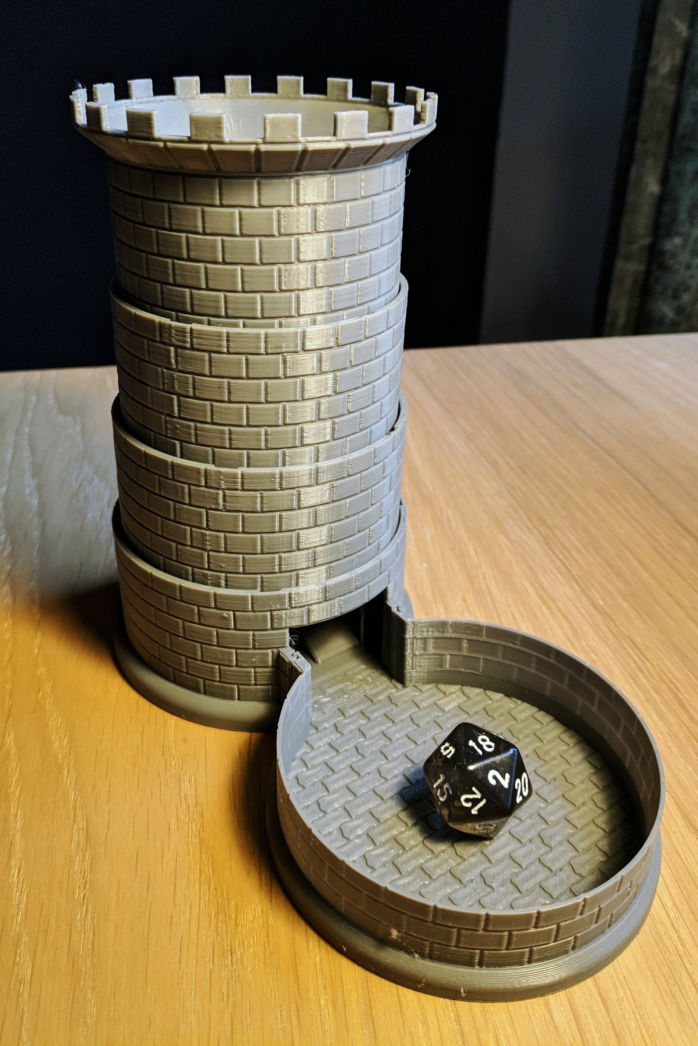 Collapsible dice tower — thumbnail 4