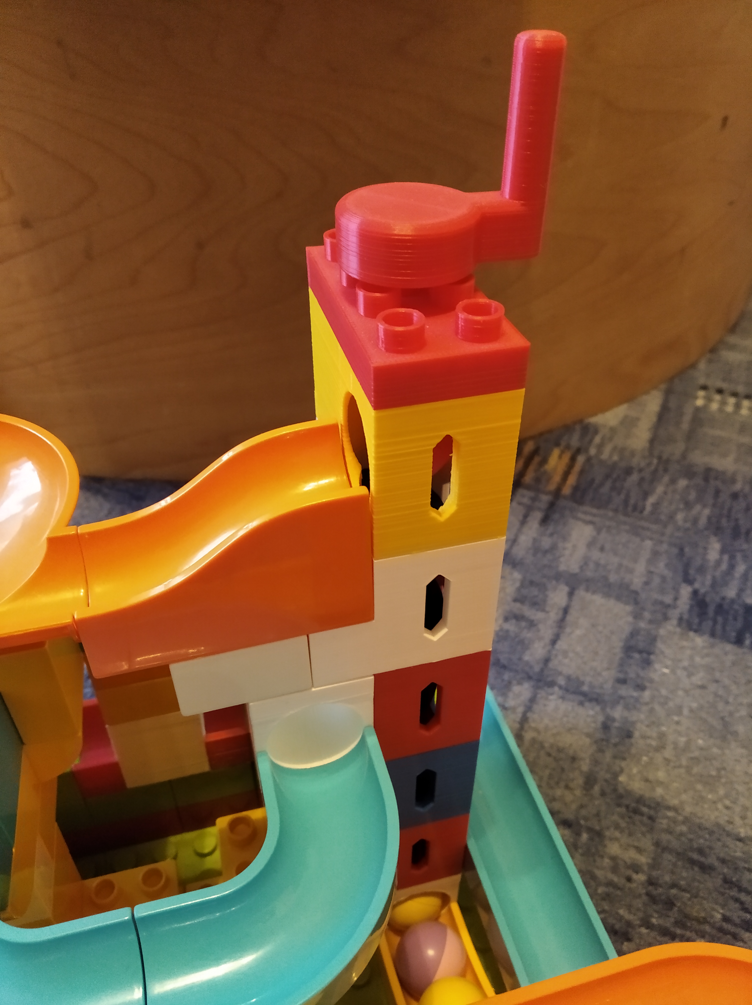 Výtah kuličko dráhy Lego duplo / Lego duplo and Hubelino marble lift (elevator)