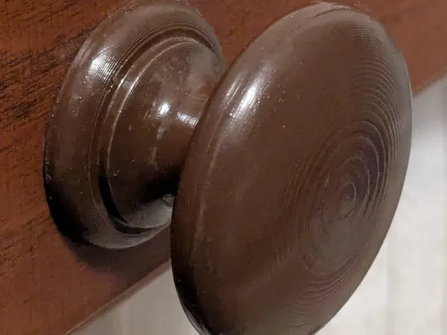 Drawer / Door Knob