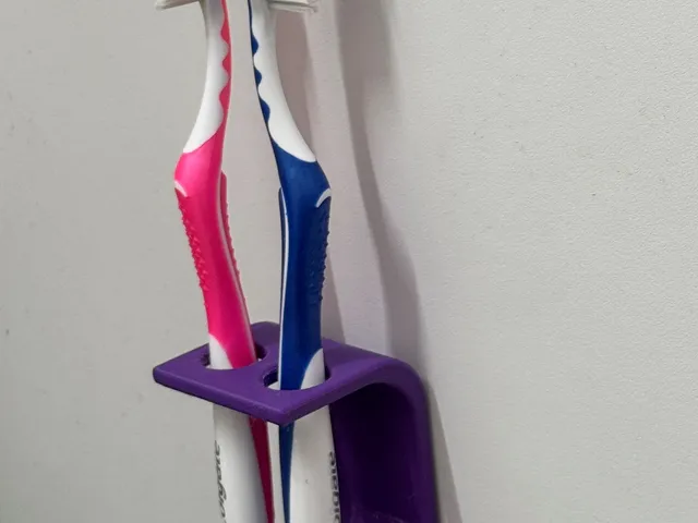 Toothbrush holder