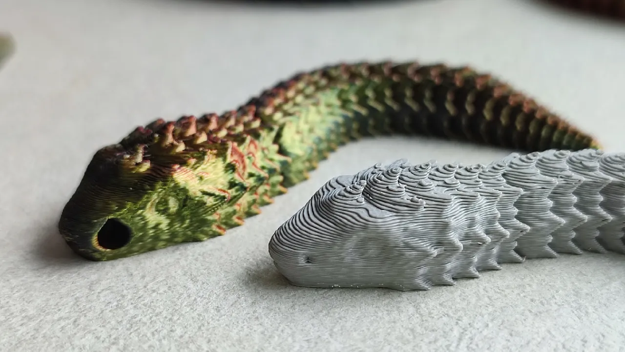 Ultra Articulated snake - new design from small keychain up to the