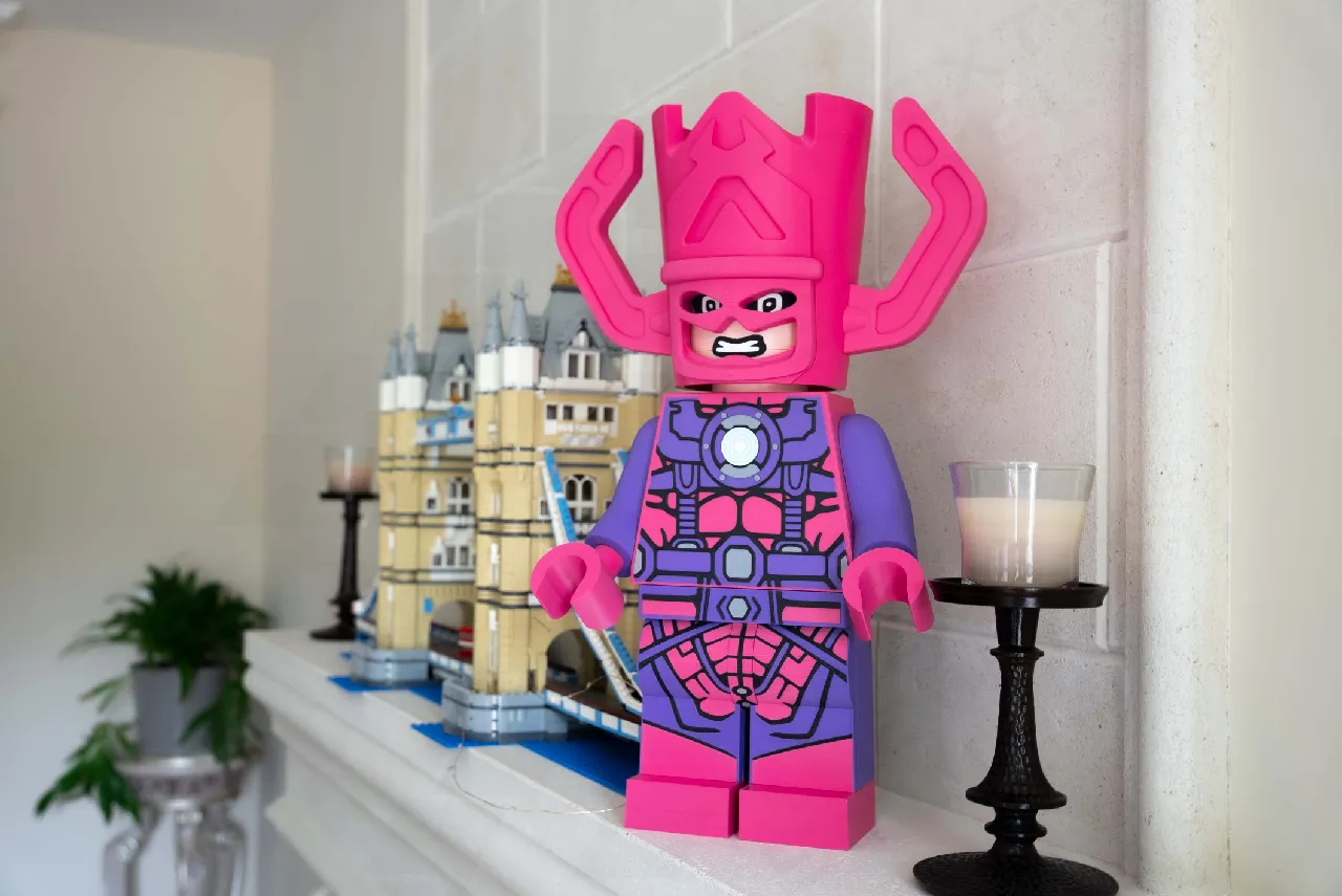 Galactus Giant Minifigure (16＂) – The Devourer of Worlds! by Next