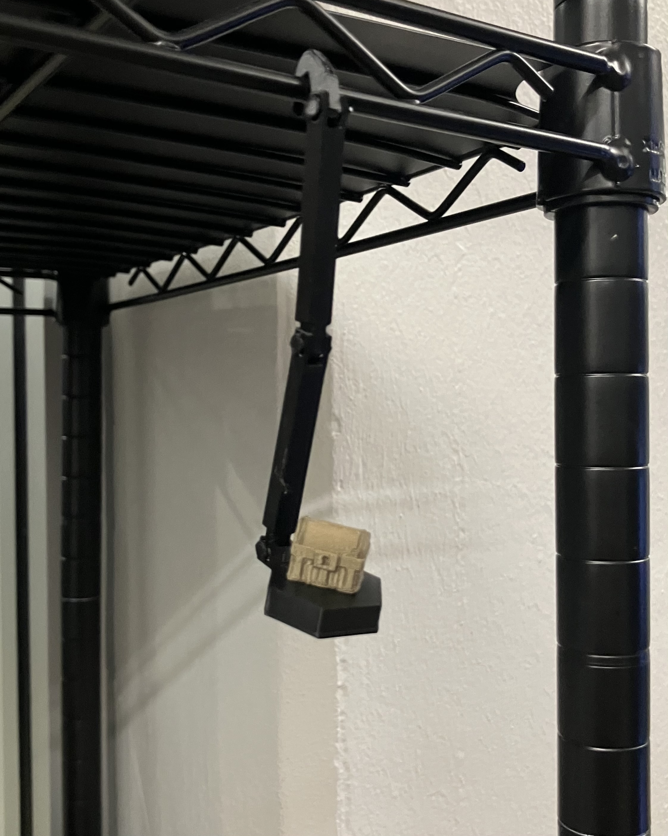 Claw Climbing Robot