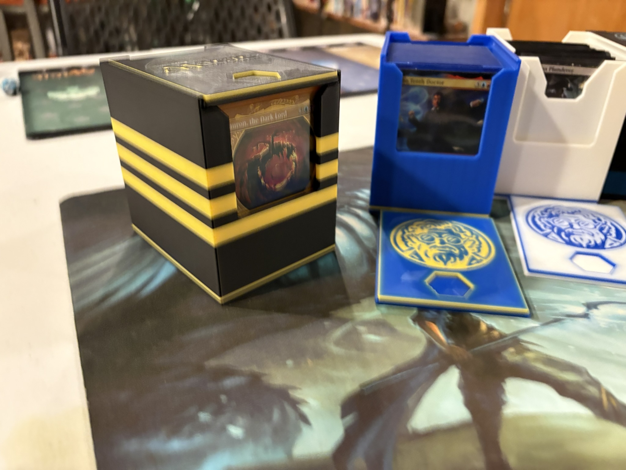 MTG Commander Deck Box (no supports, locking)