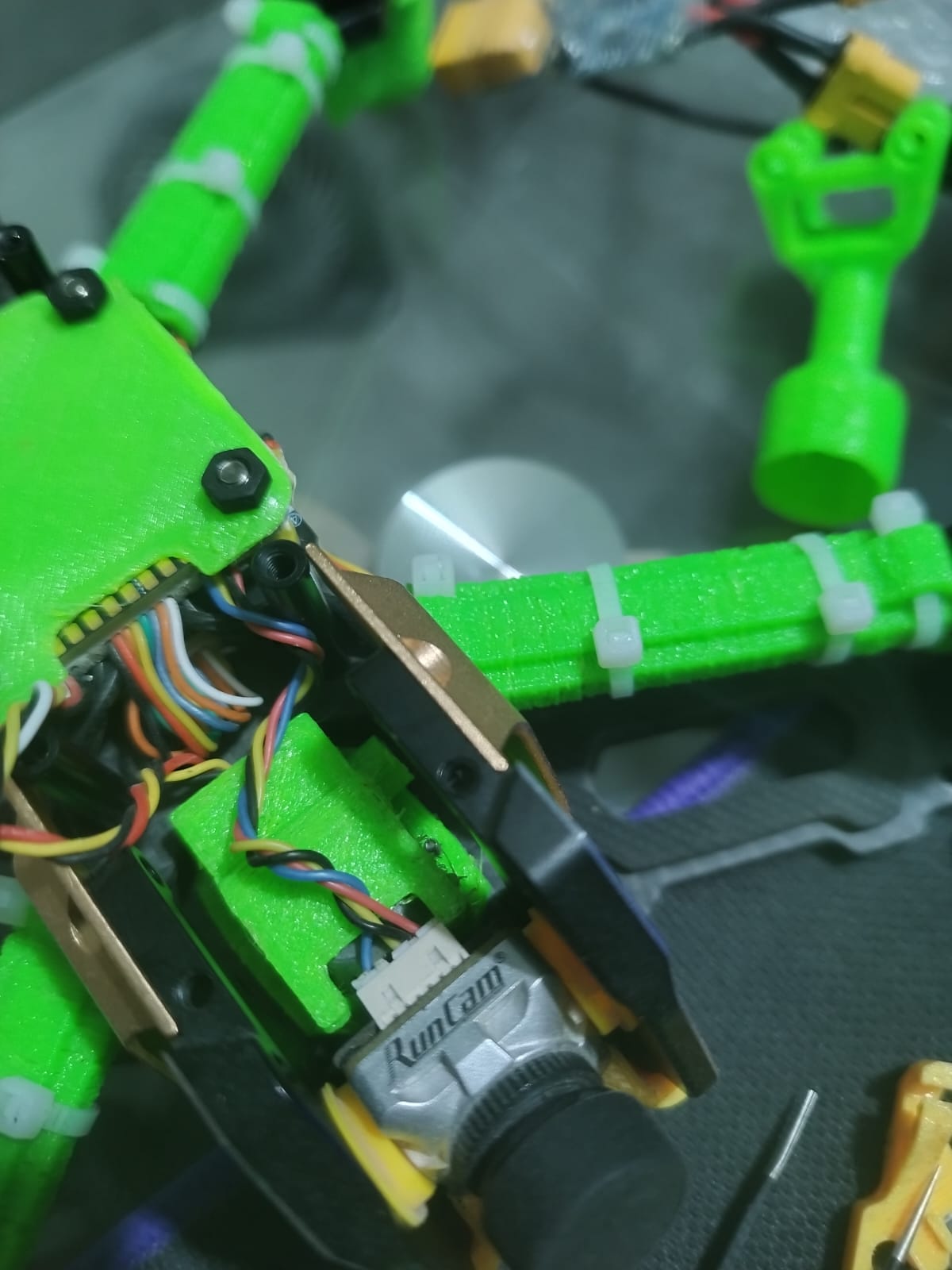 VIFLY Finder V2 FPV Racing Drone SpeedyBee Mario5