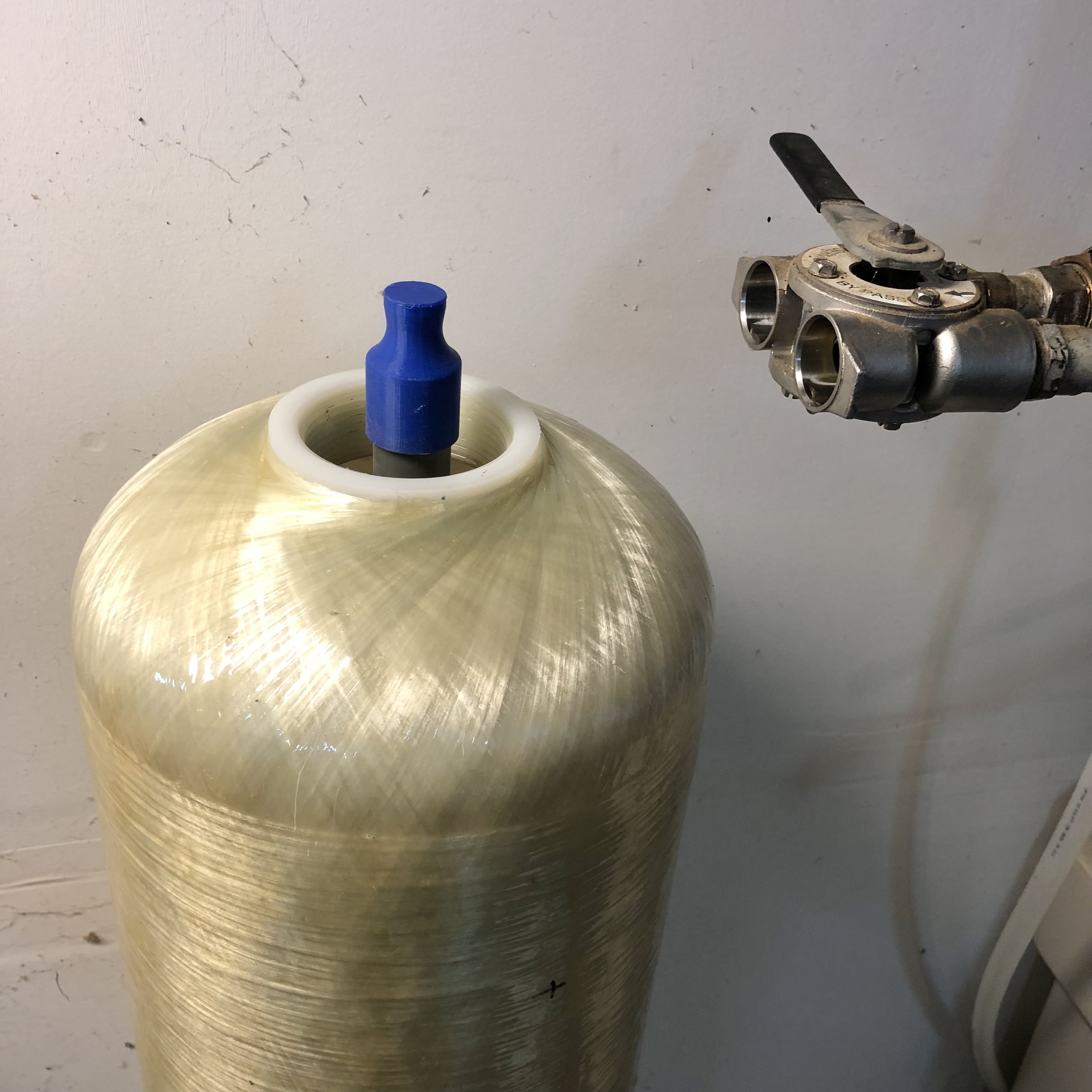 Temporary Tube Cap for use When Redoing Water Softener Resin Bed