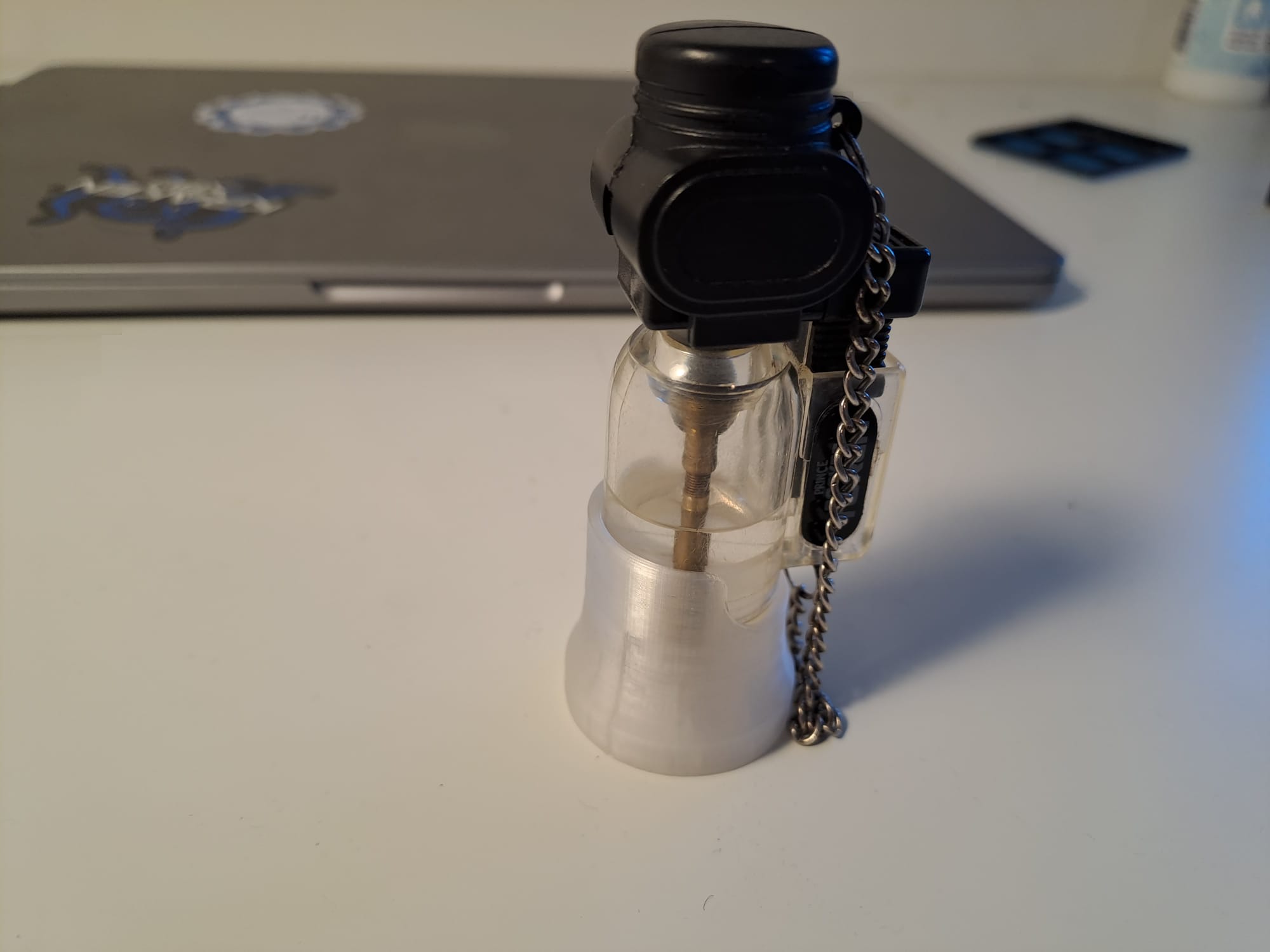Pocket torch stand