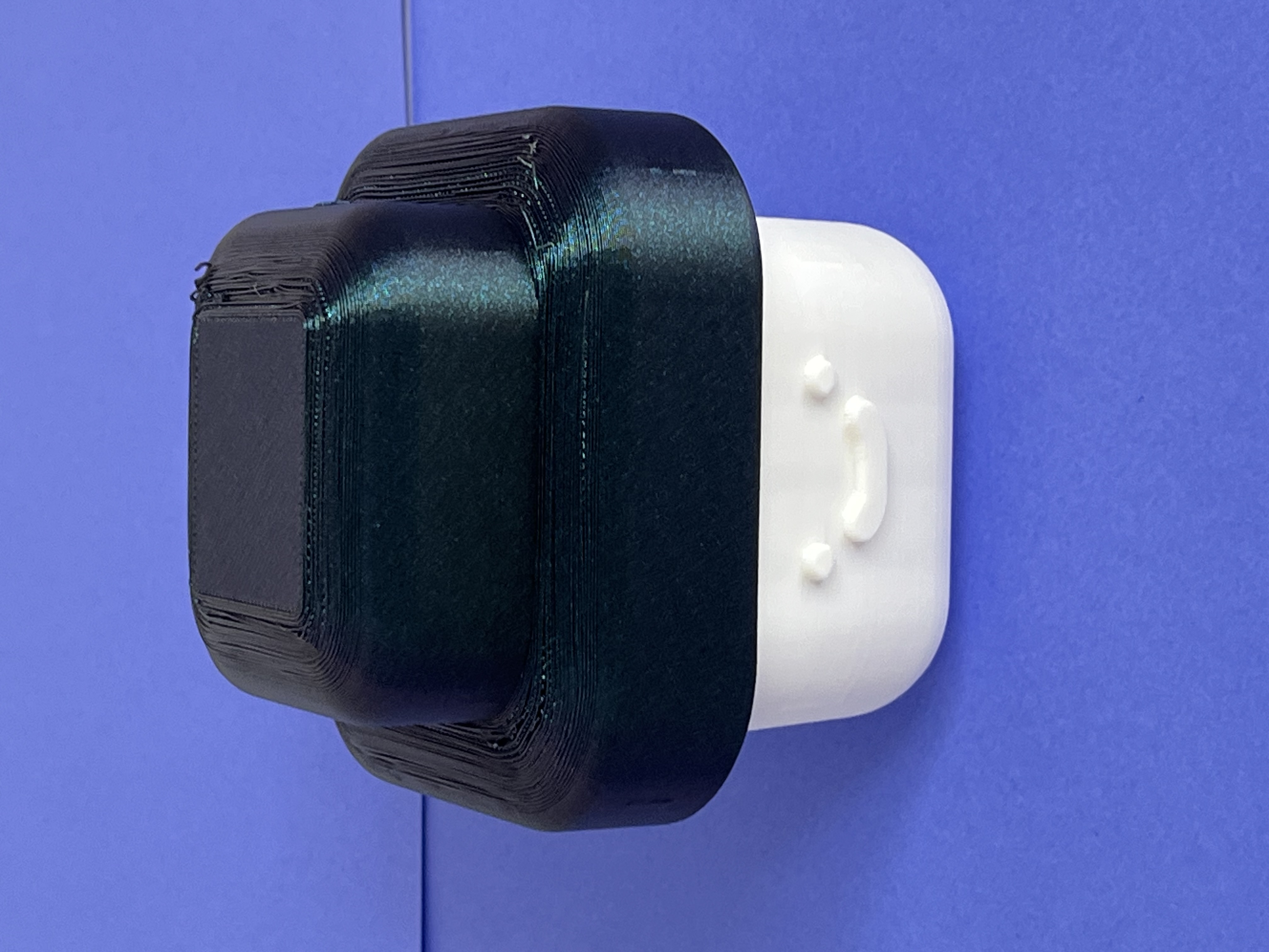 Robodic happy ice cube
