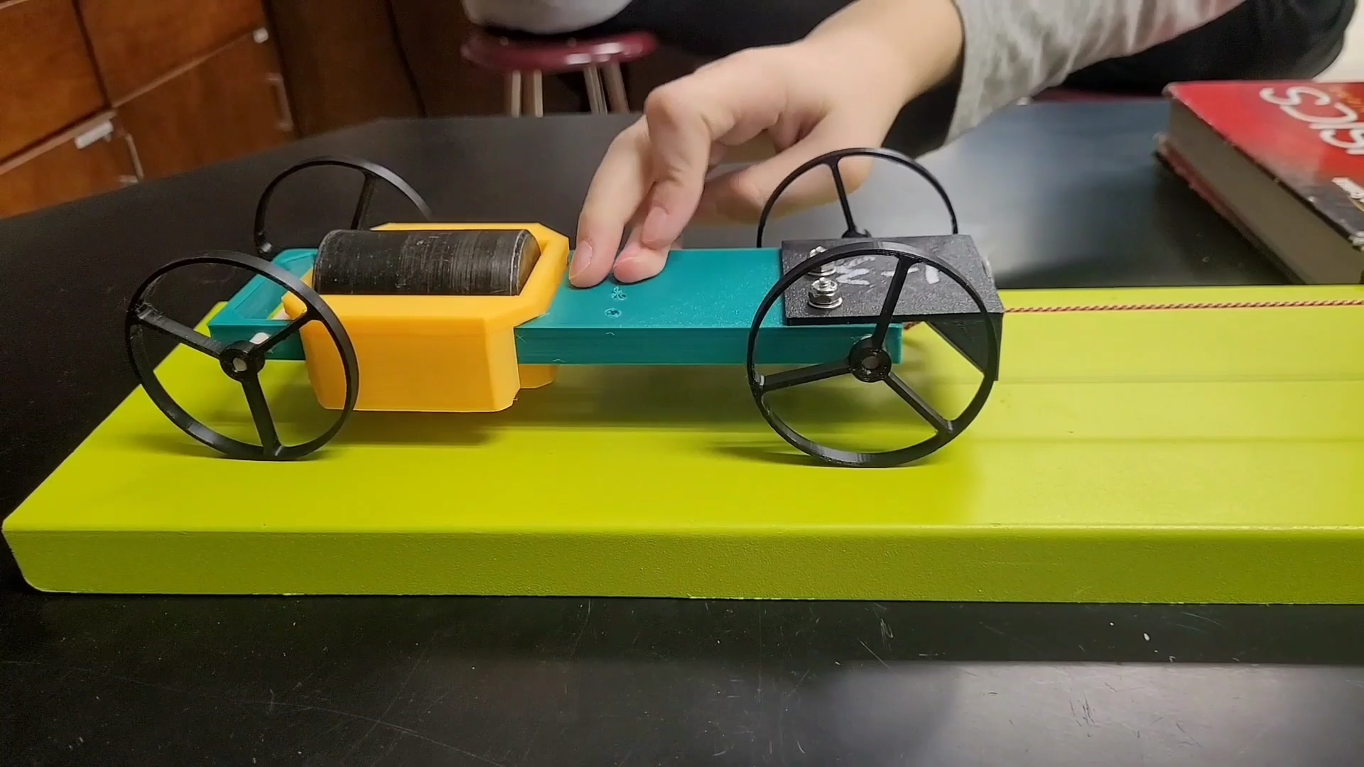 Modular Chassis for Physics Activities — miniatura 9
