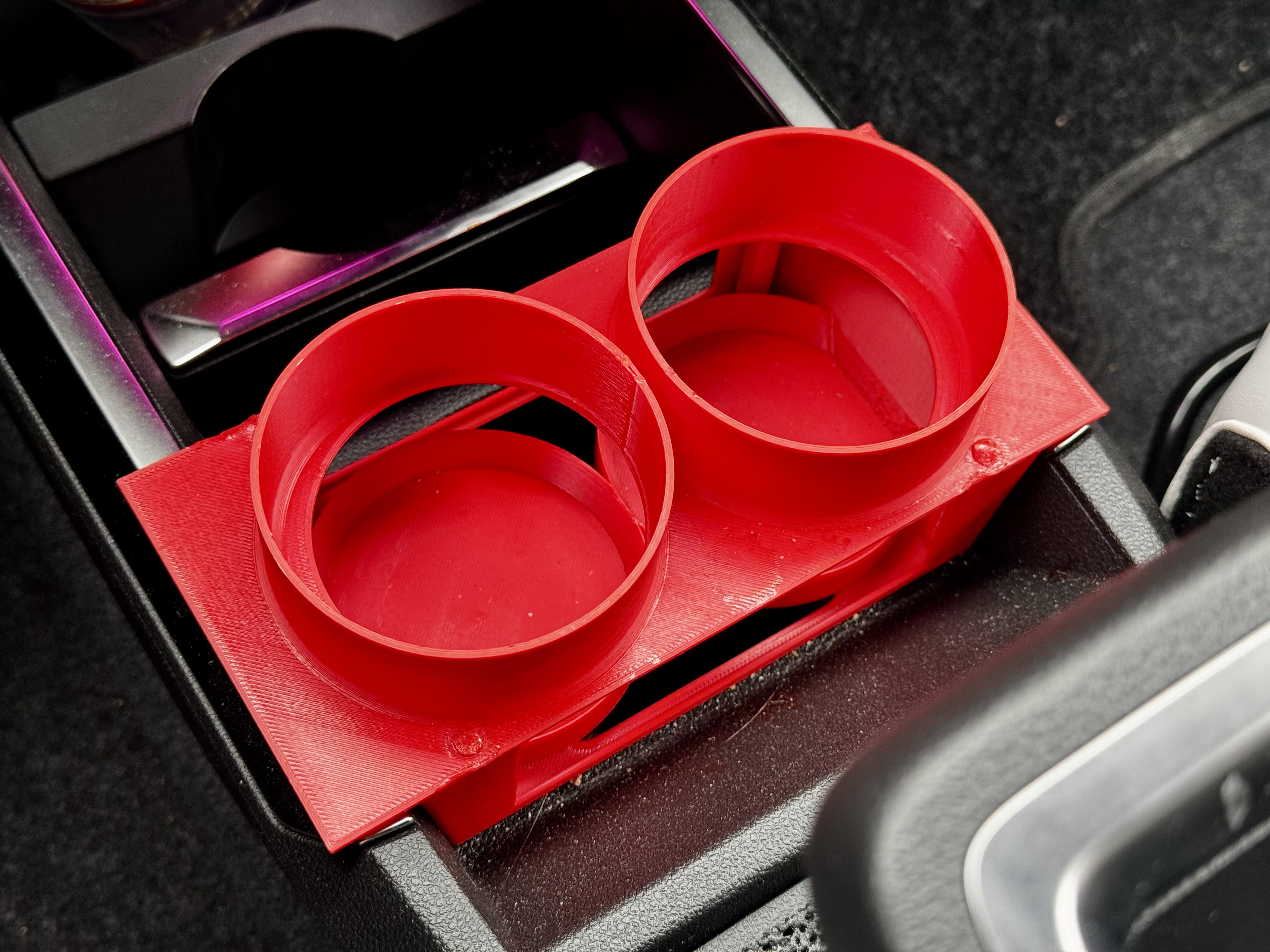 Renault Scenic E-tech duo mug holder