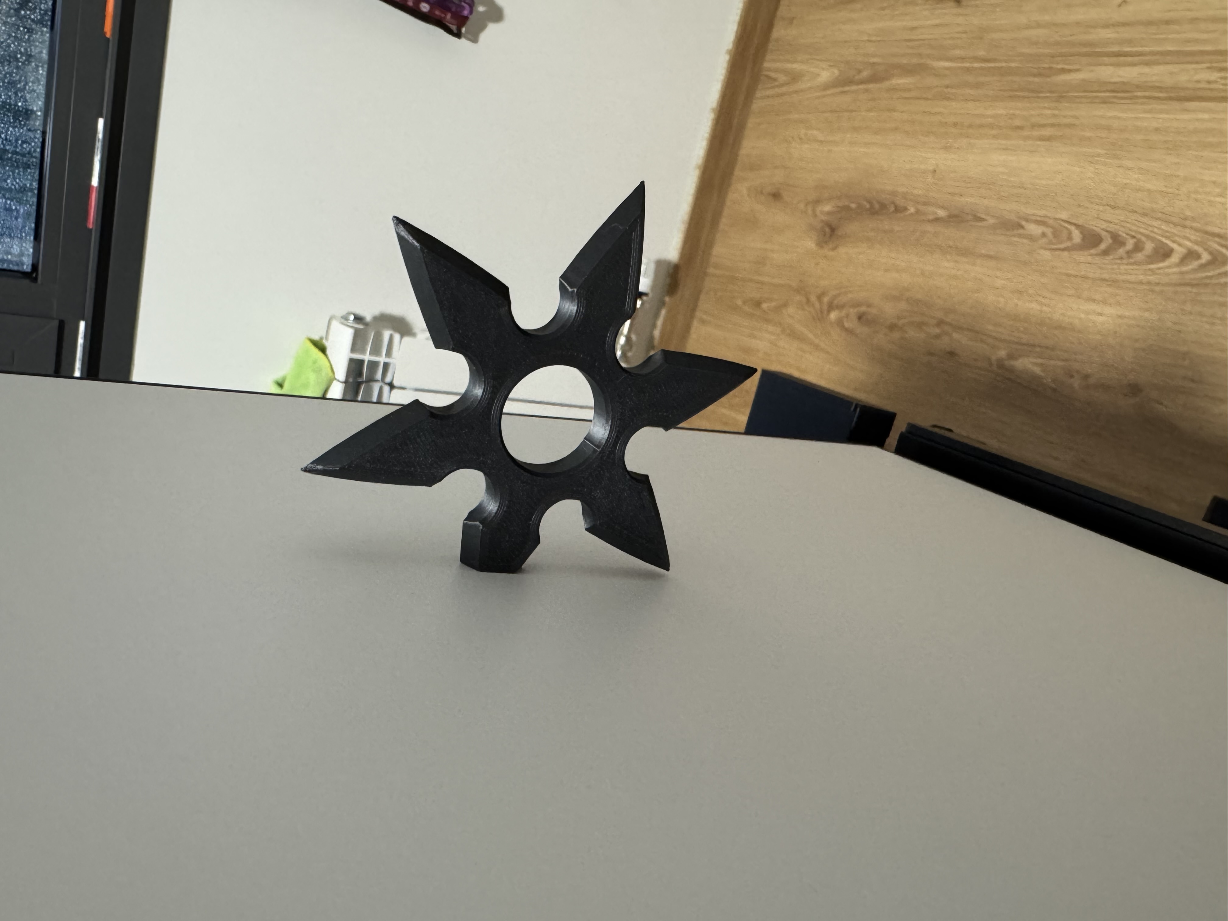 Magnetic Shuriken