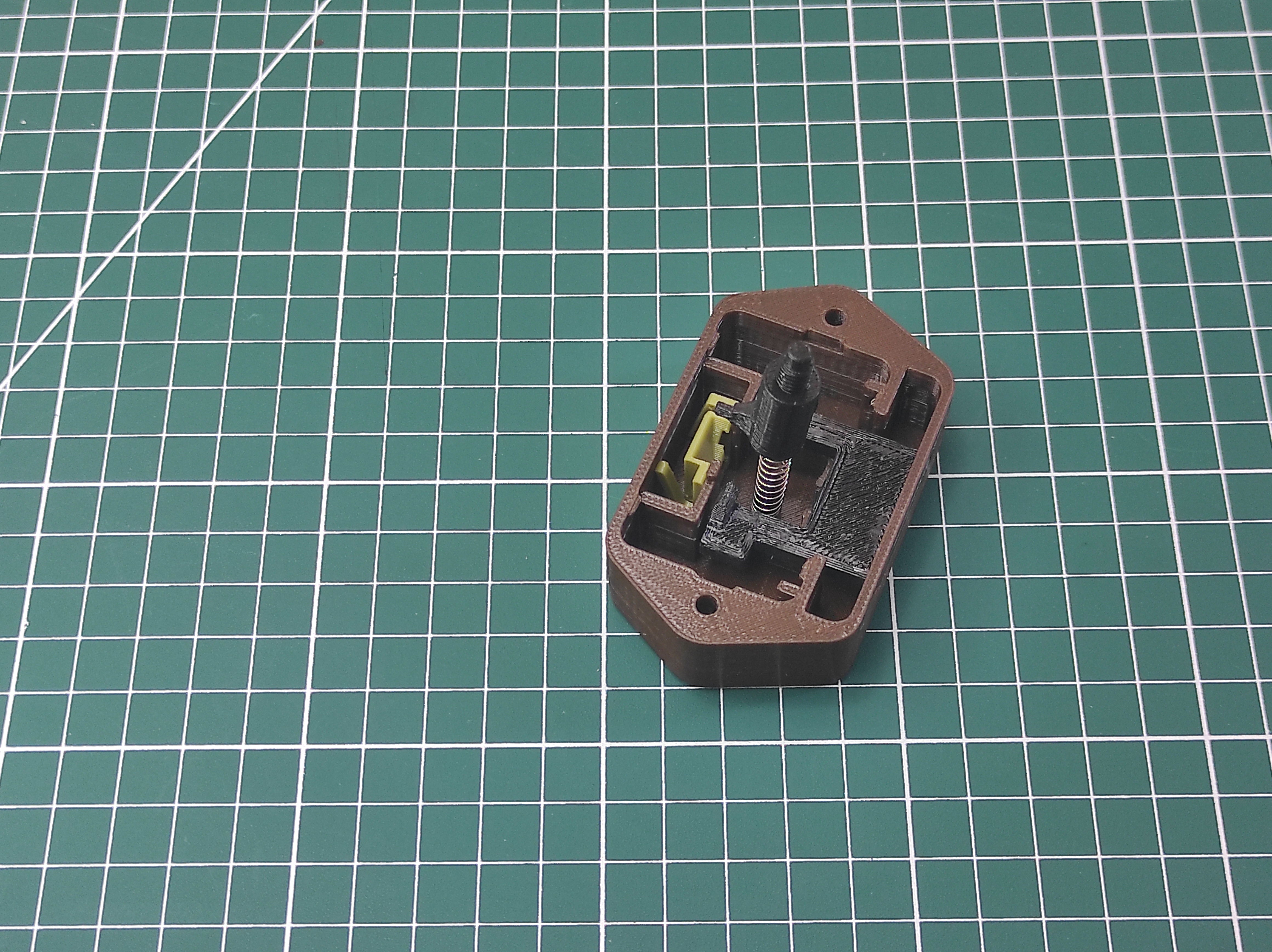 Miniatura 24 do modelo 3D Push Lock