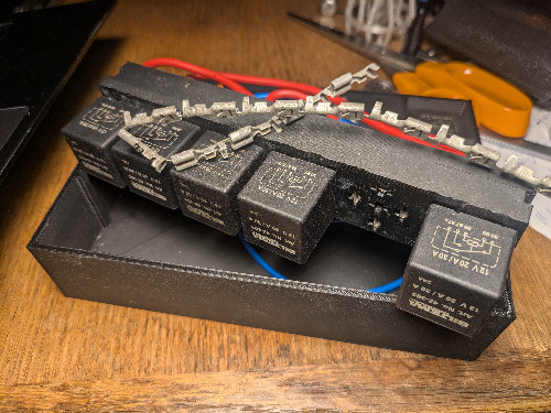 Relay Holder for 6 12v relays
