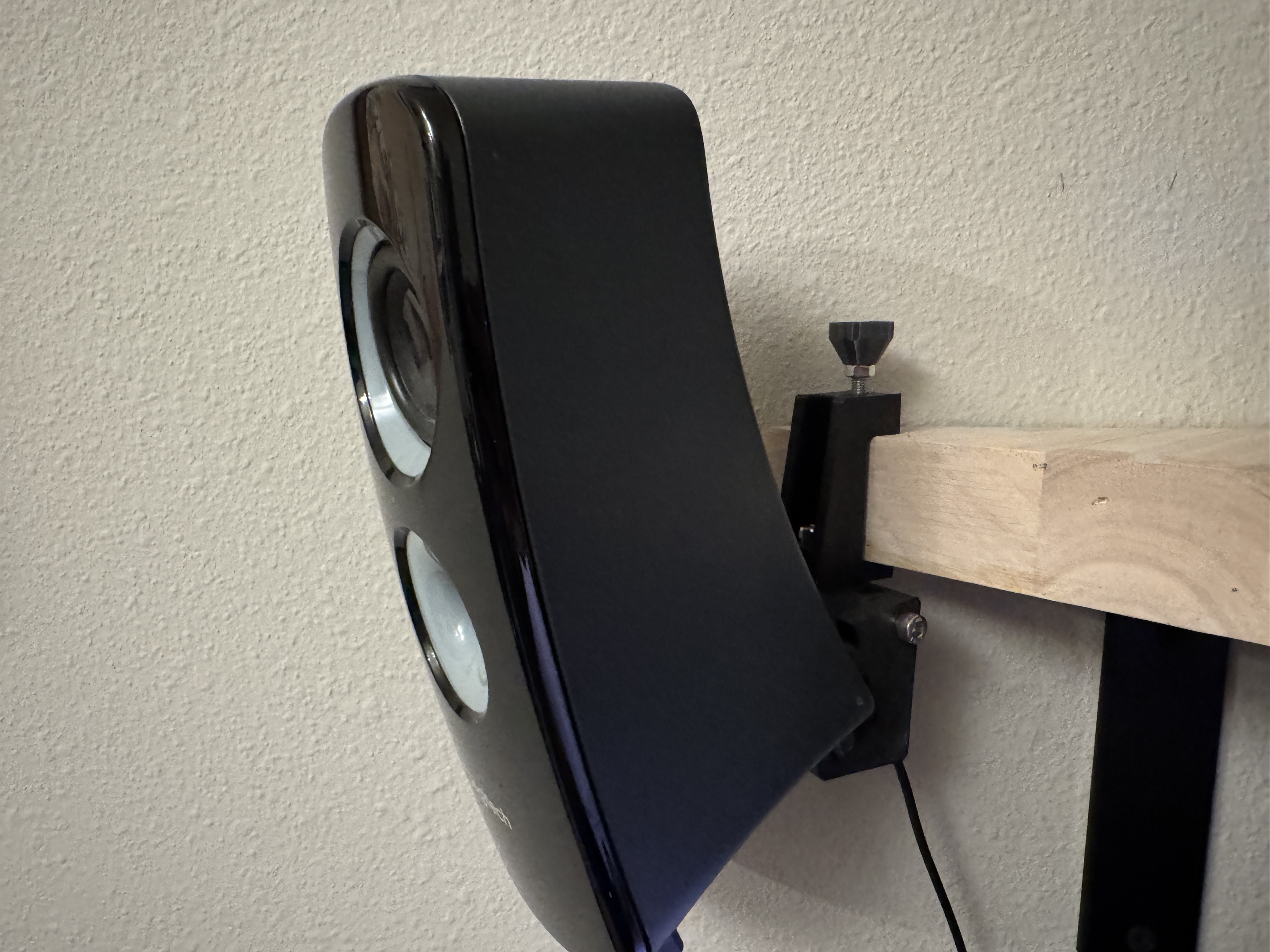 Logitech Z323 speaker wall/shelf mount