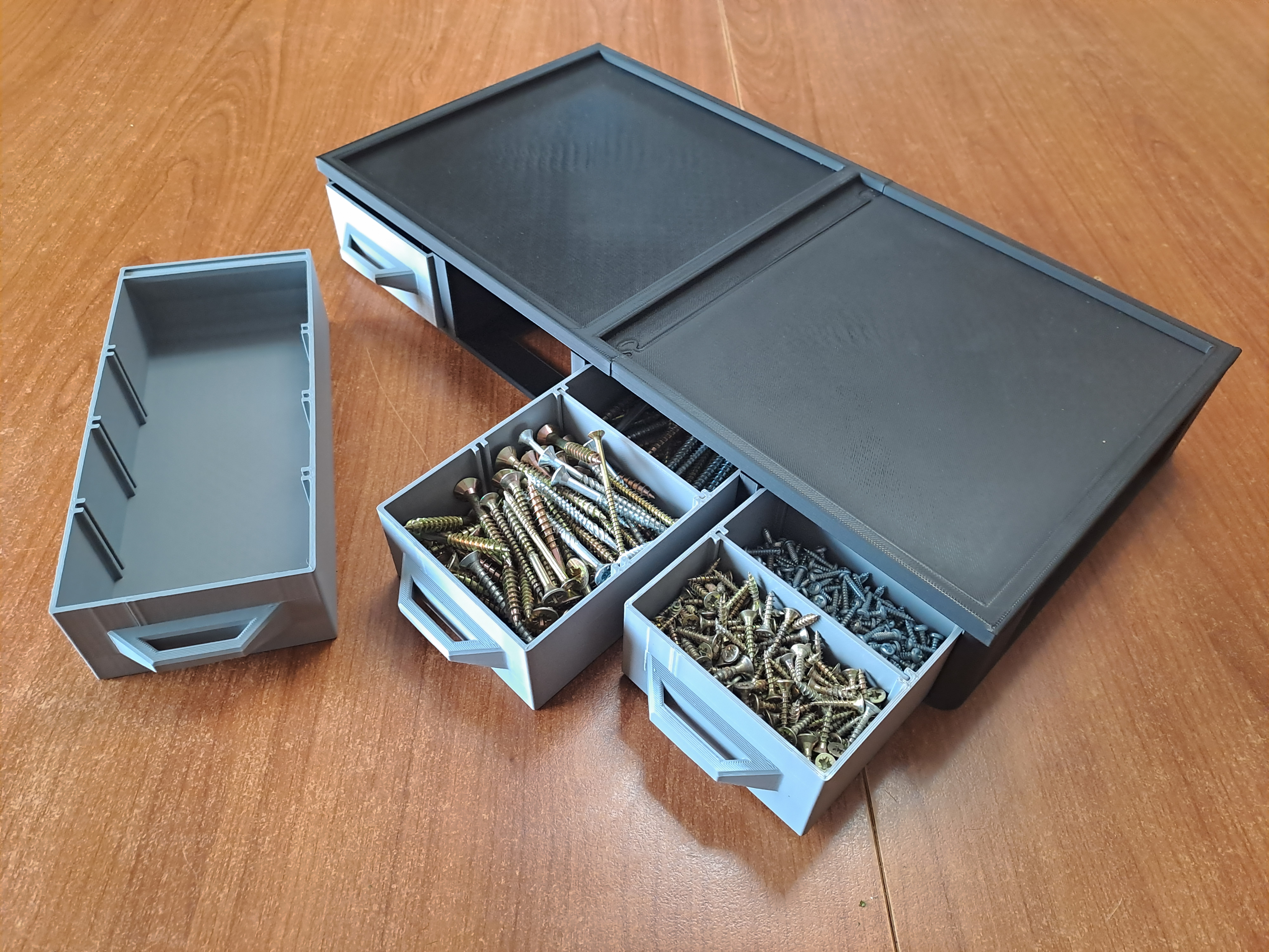 Screw organizer