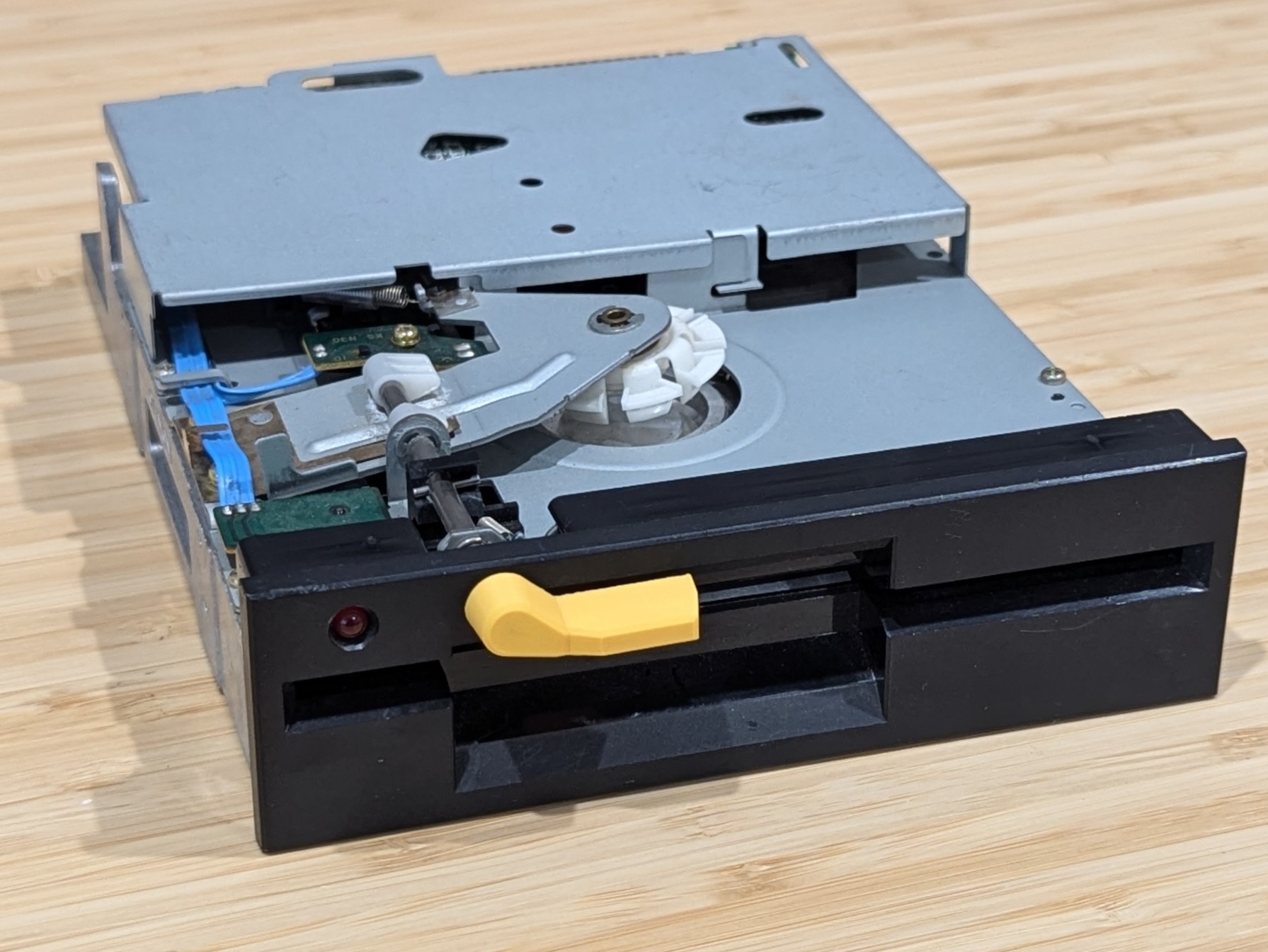 Chinon FZ-502 Floppy Drive Lever