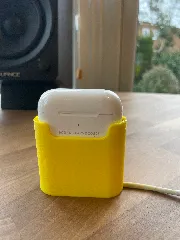 Airpods Pro charging dock