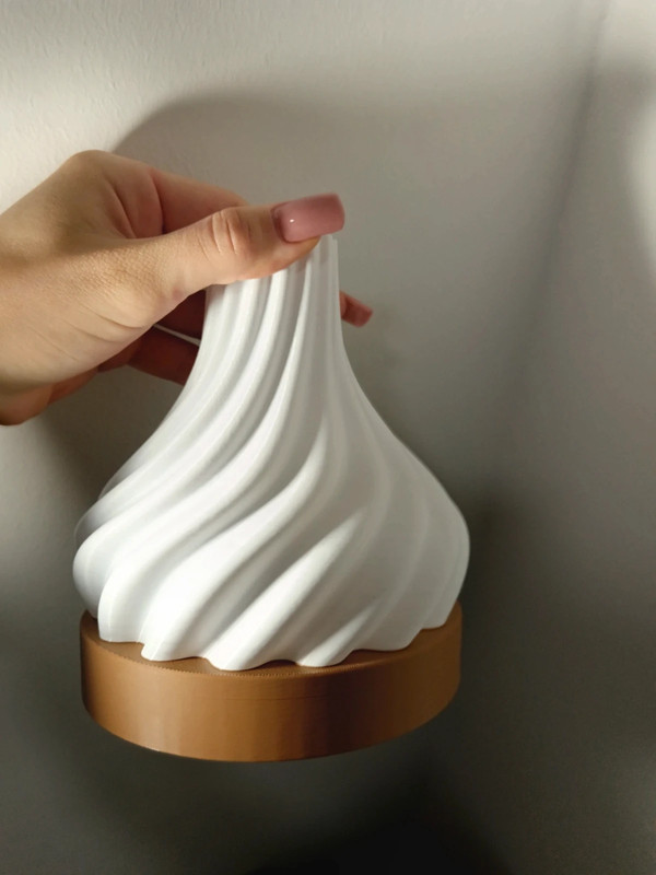 Bedside lamp design