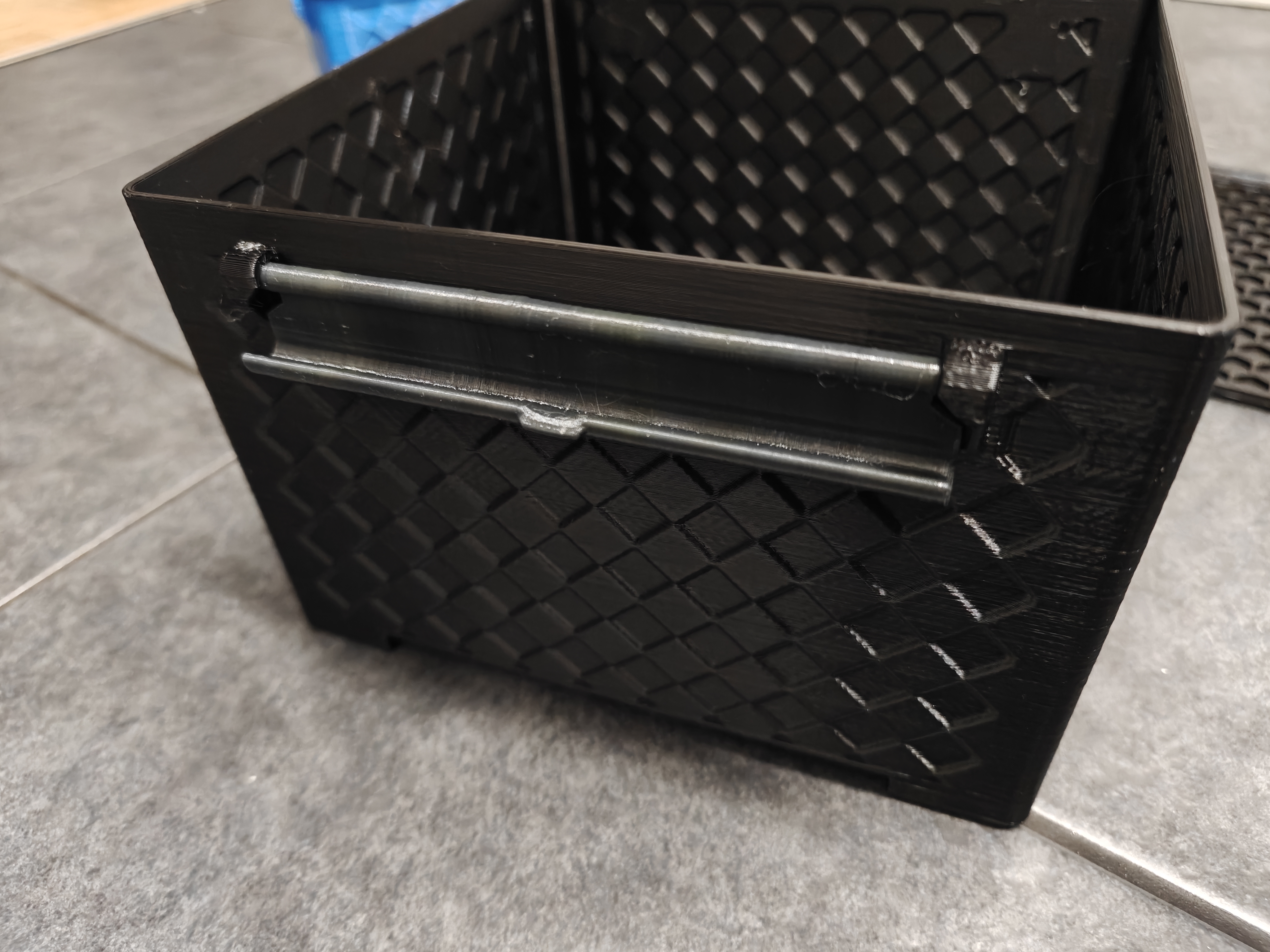 Miniatura 5 do modelo 3D Stackable box with lid V2