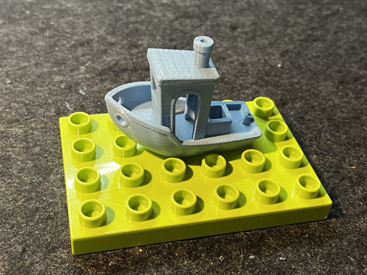 Duplo Benchy
