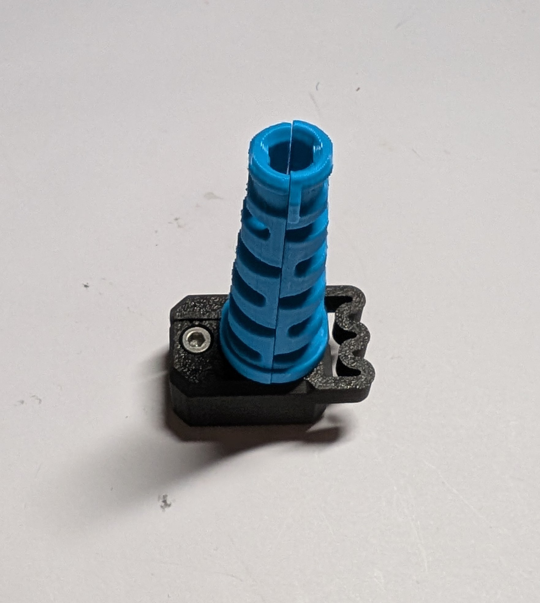 PUG mount for 20x20 extrusion