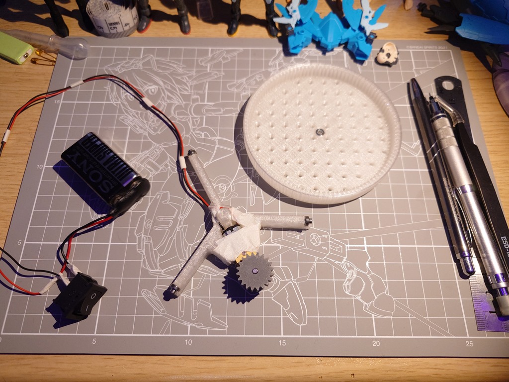 Miniatura 2 do modelo 3D Simple turntable for 30MS