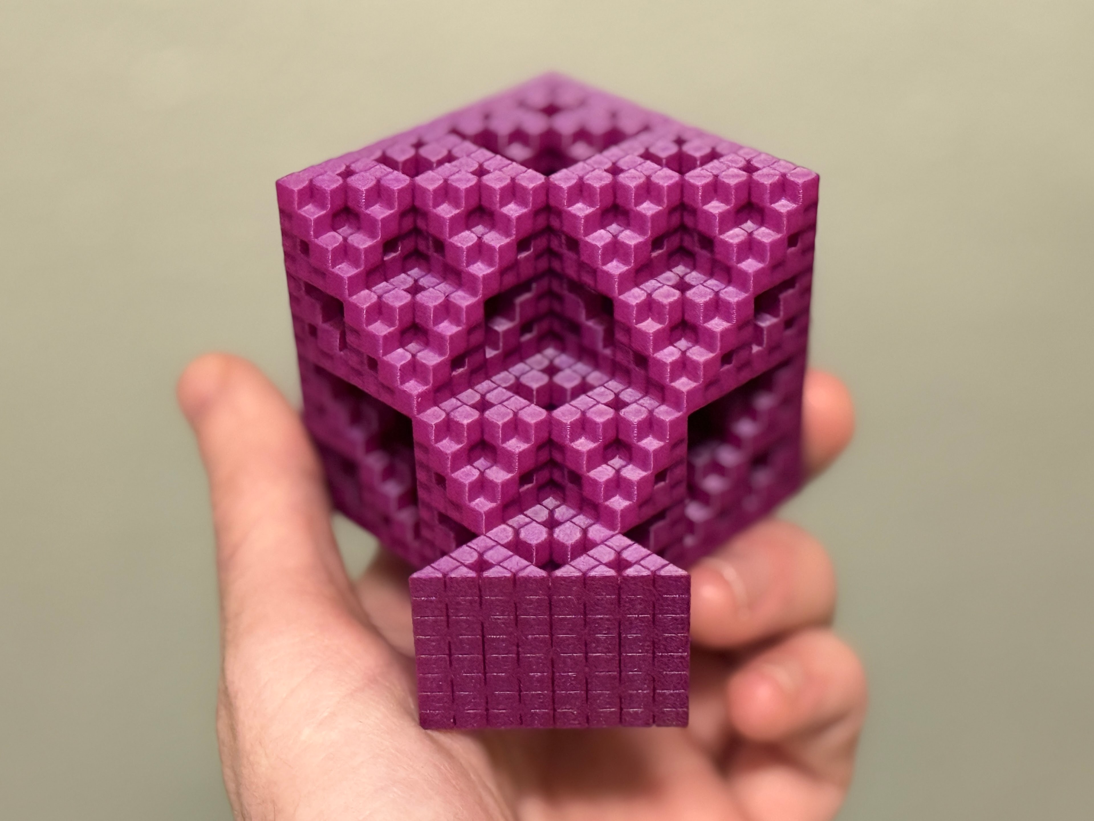 Rhombic Dodecahedral Sierpiński Octahedron Fractal Structure - Level 4 (Vase Mode)
