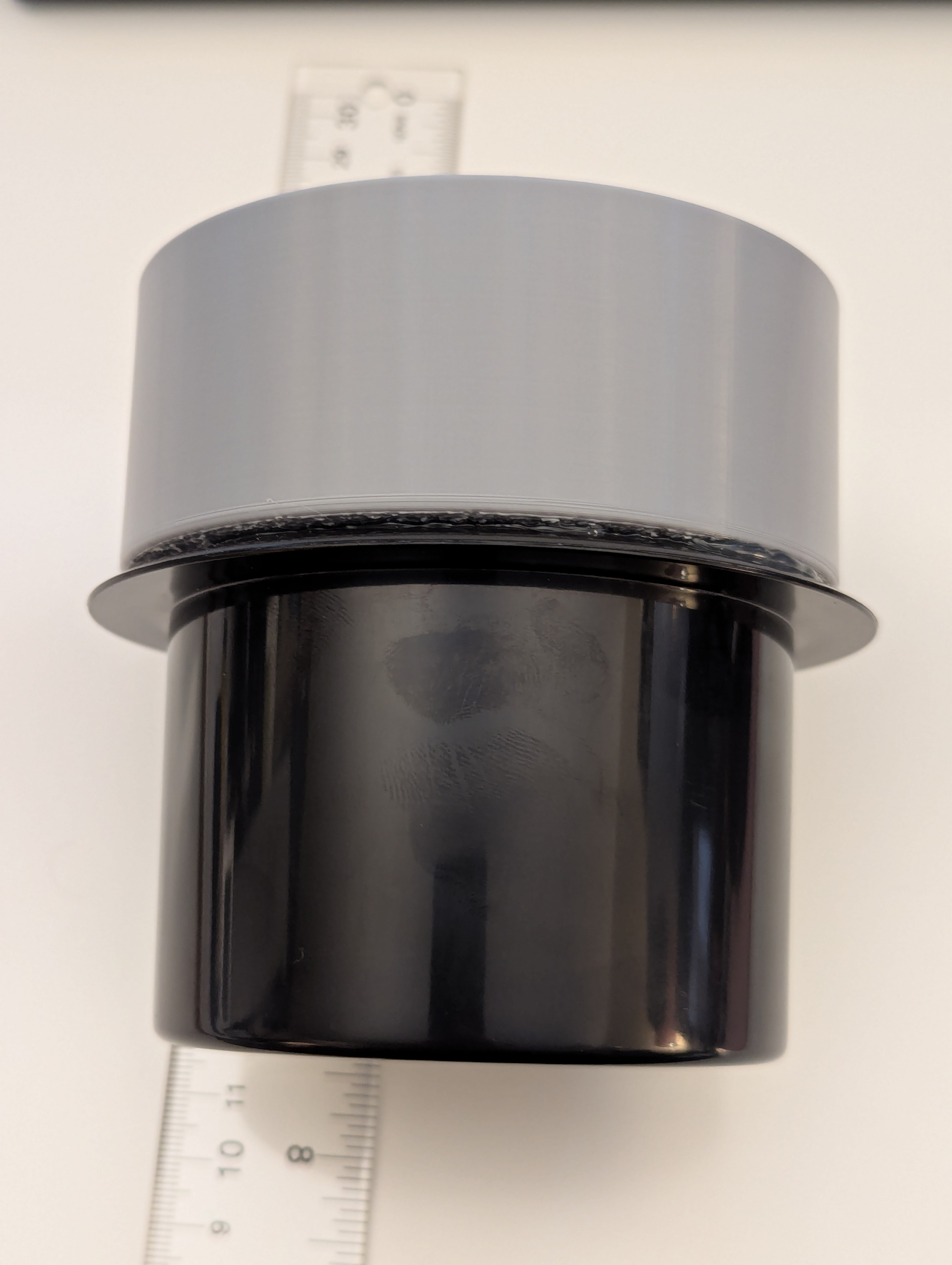 Cupholder adapter for large water bottle