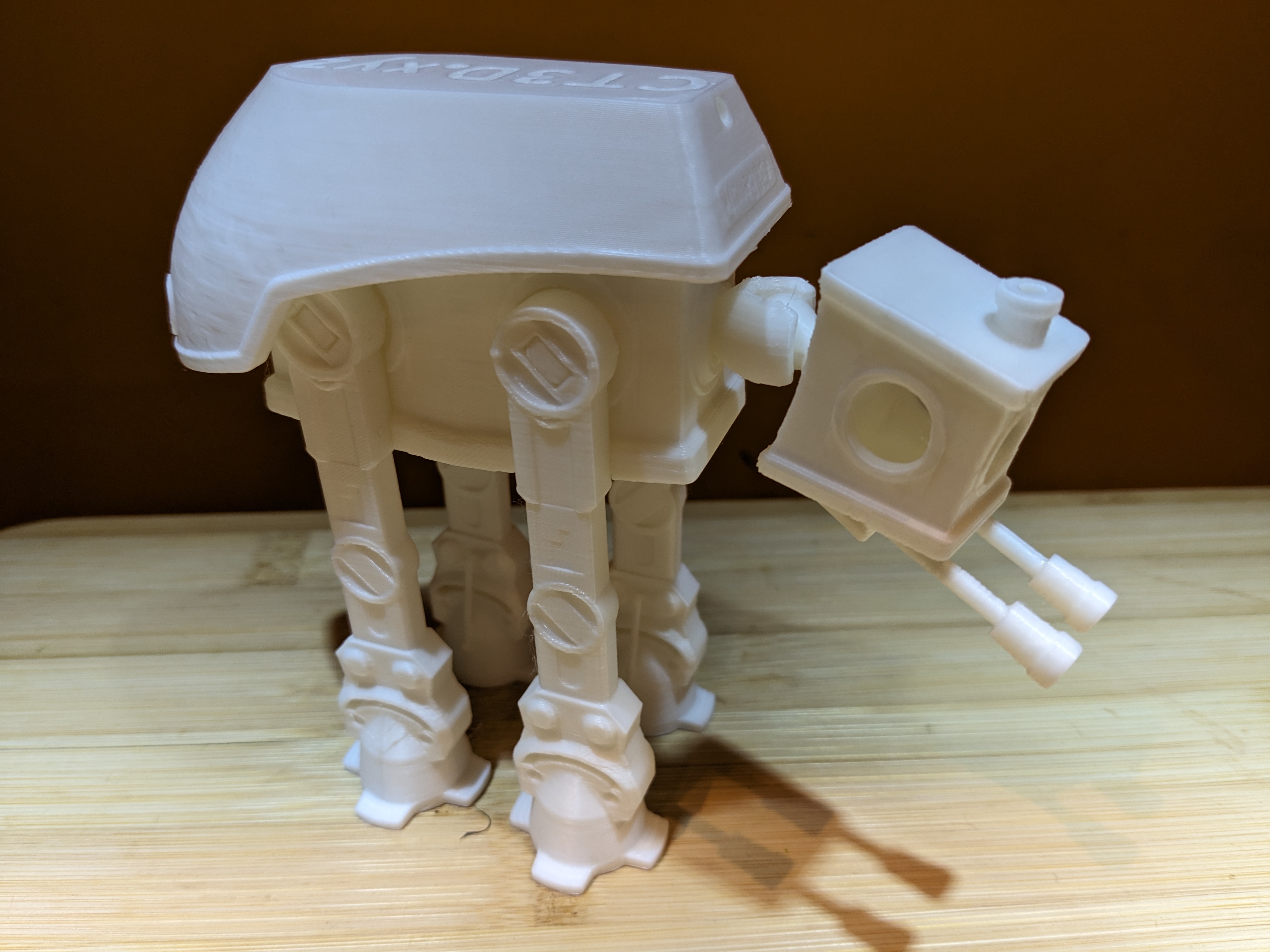 BENCHWARS Bench-Bench with posable Head