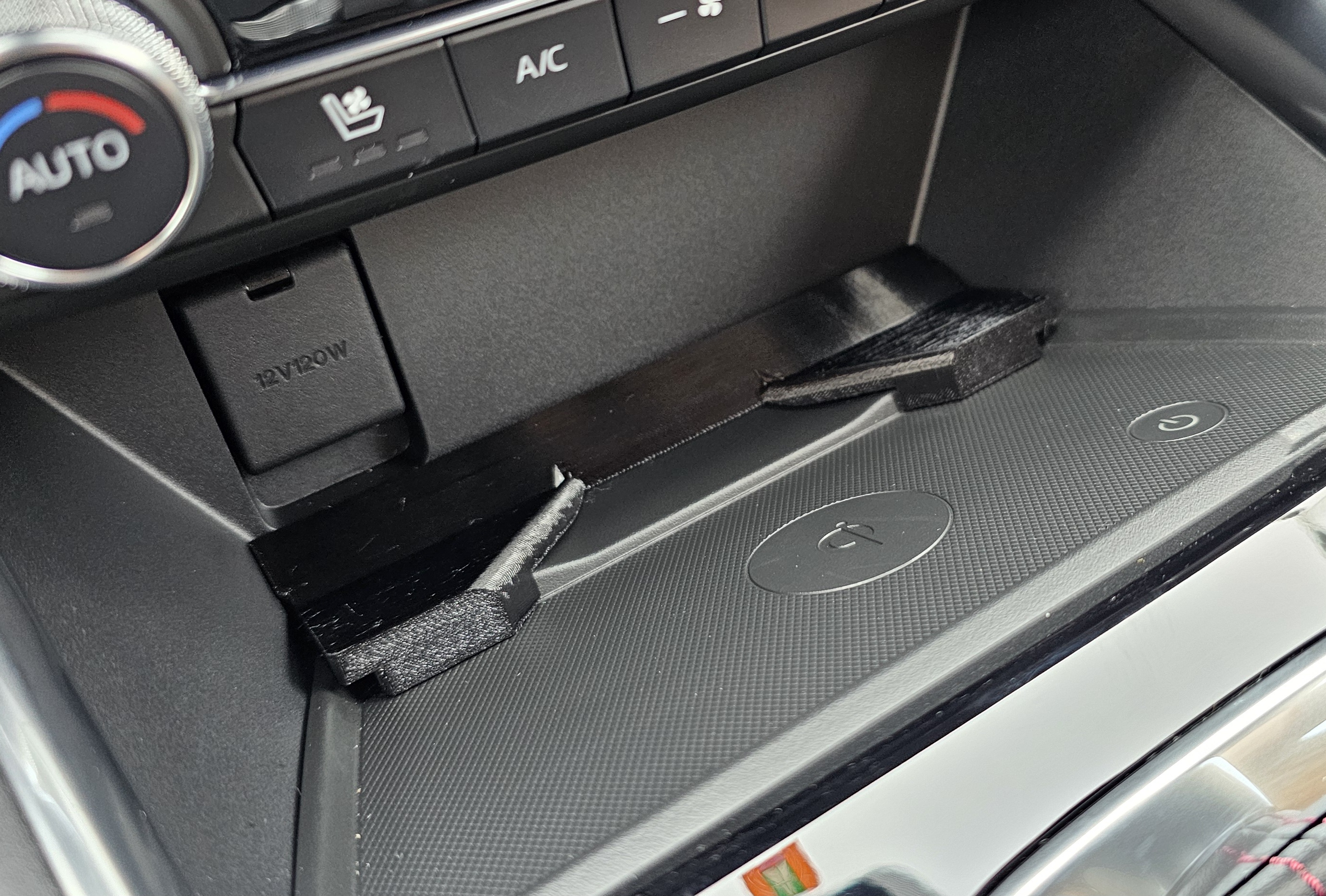 Wireless Phone Charging Support for Mazda CX5