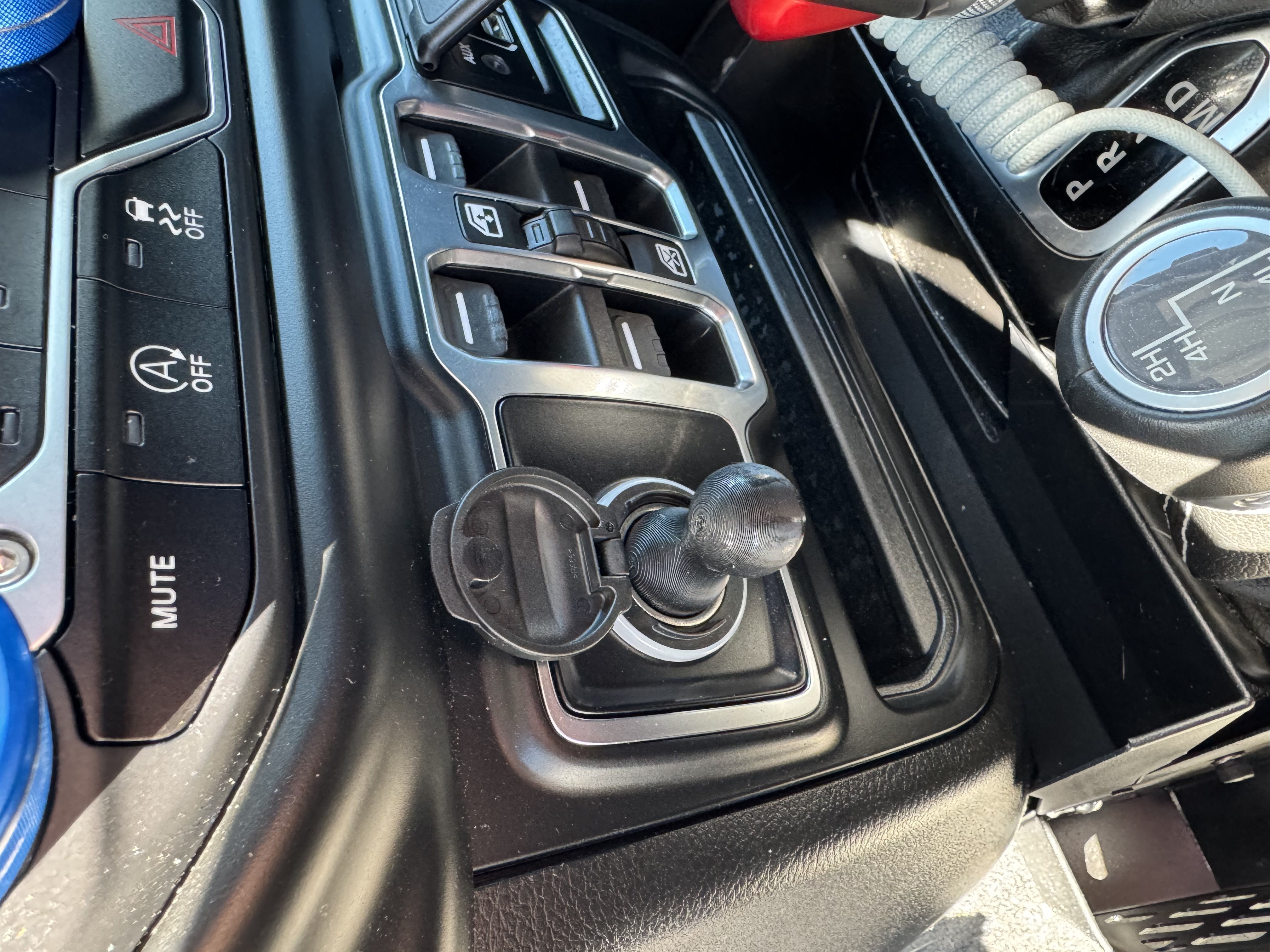 Automotive Plug RAM Mount (20mm)