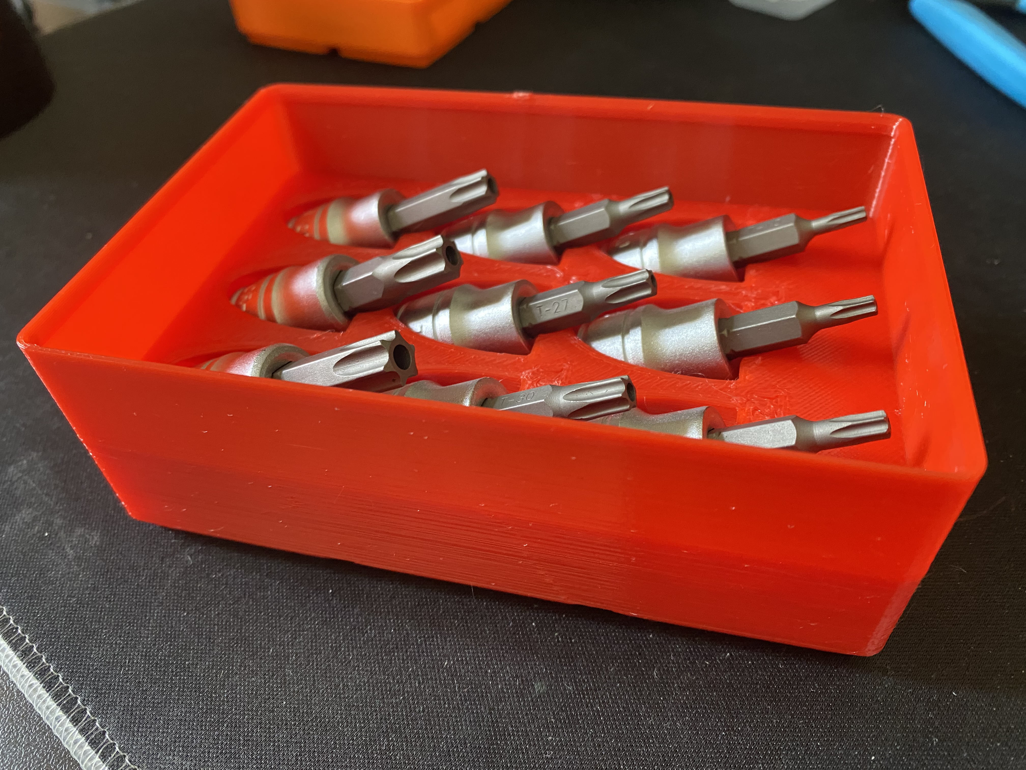 Gridfinity bin for 3/8" Torx sockets