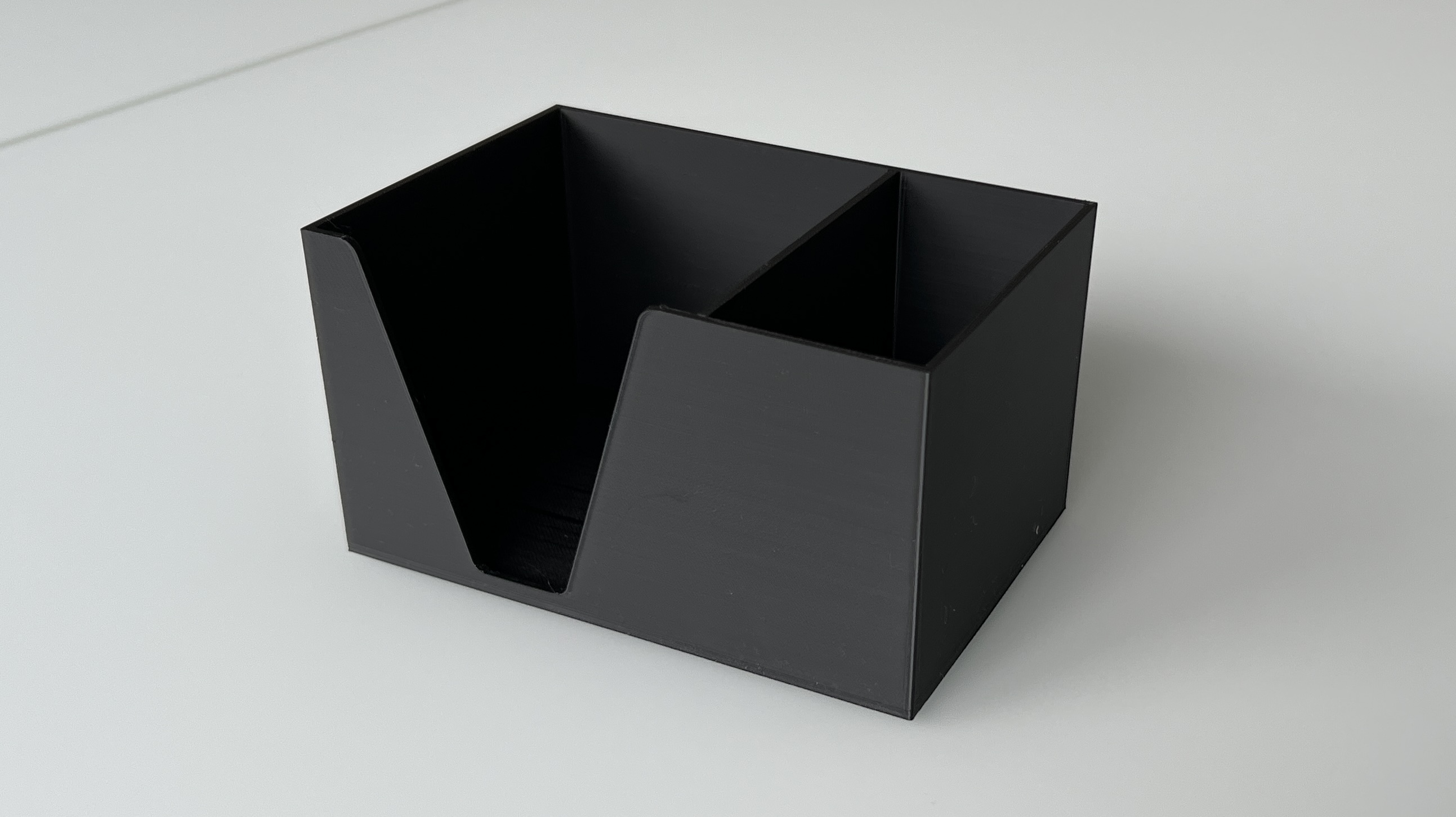 Office organizer box with storage for sticky notes