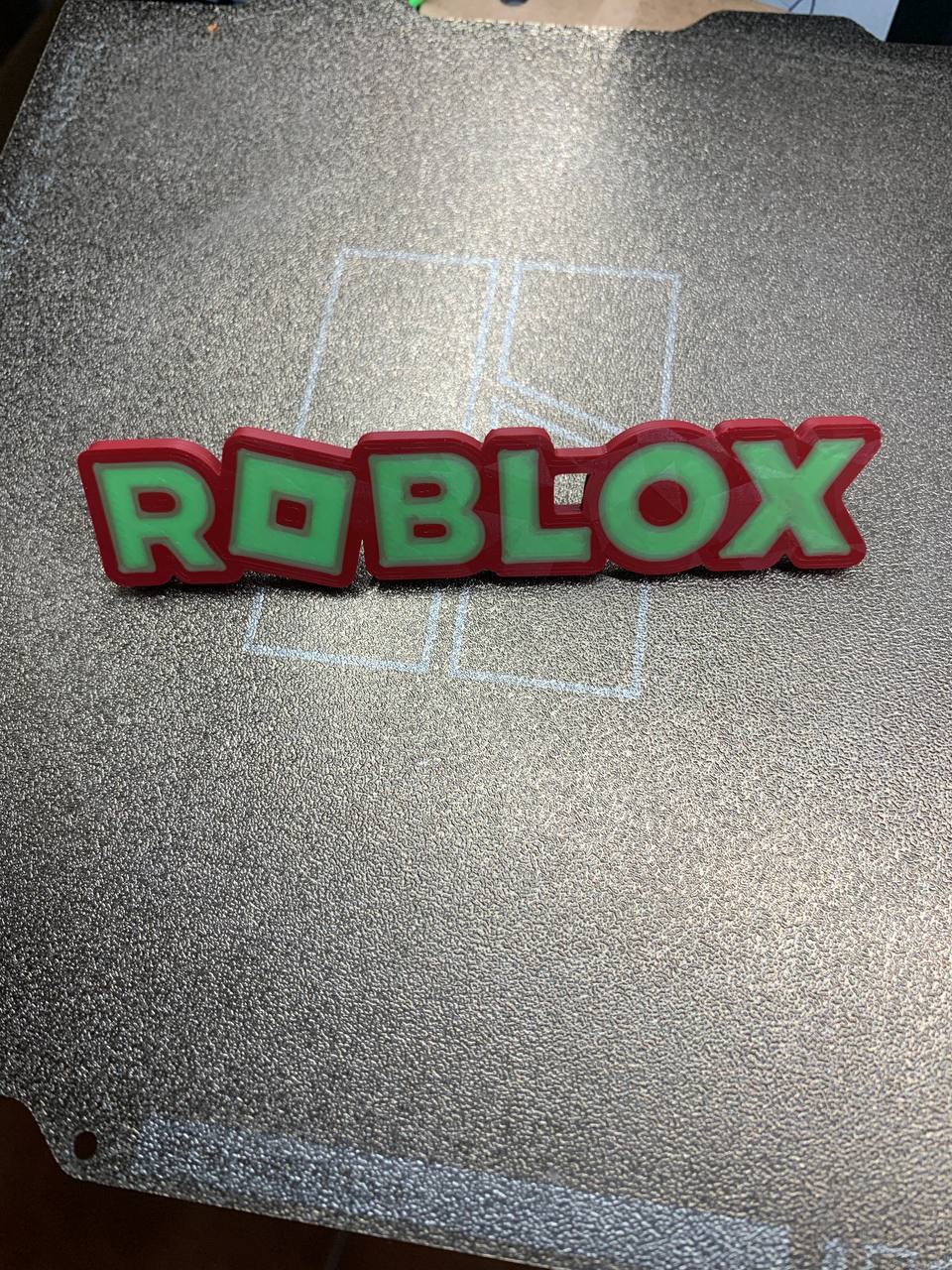 Topper frontal logo roblox