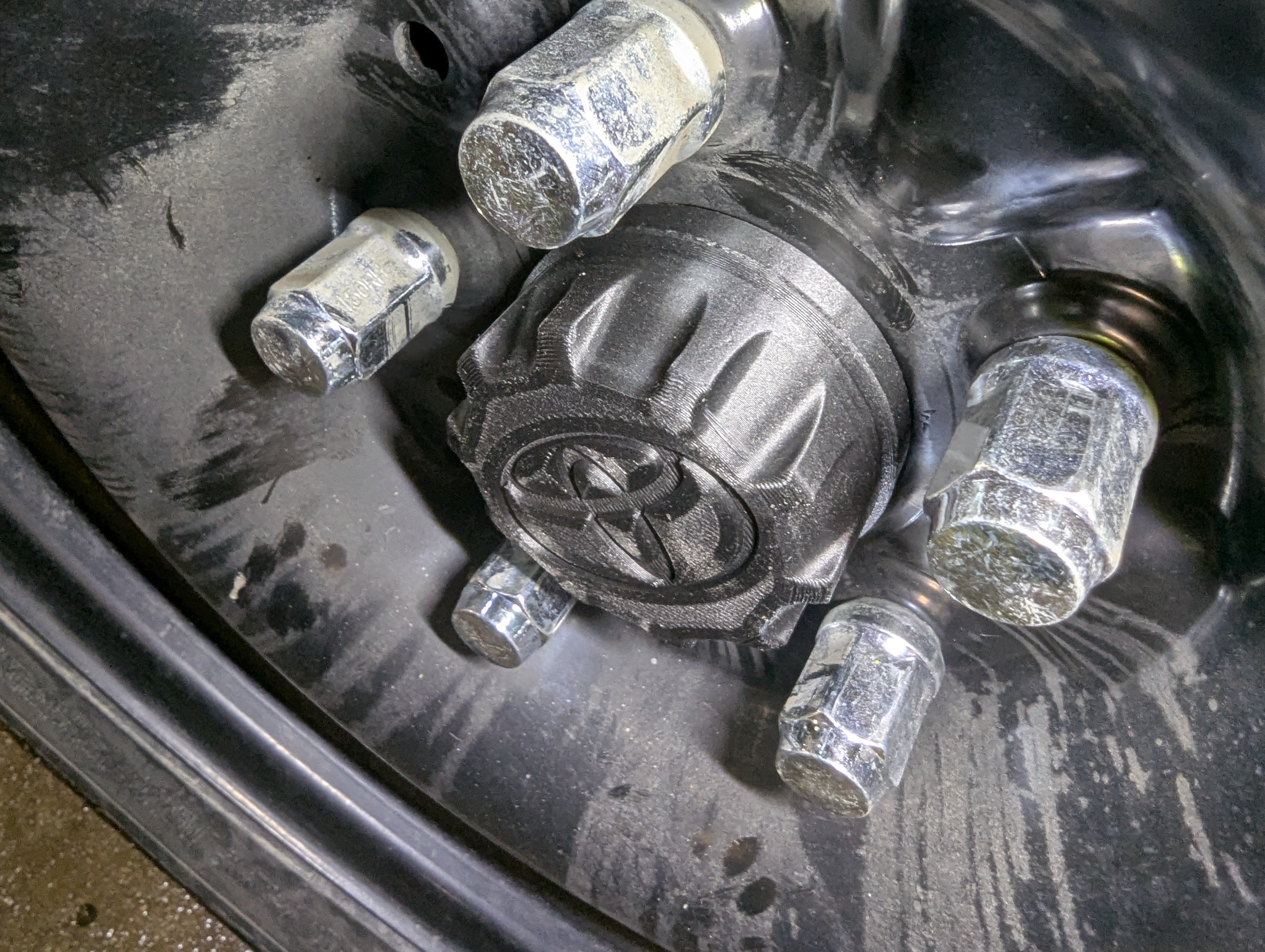 2019 Toyota Rav4 hub caps + tool remix to fit front wheels on 2016 Rav4 LE AWD.