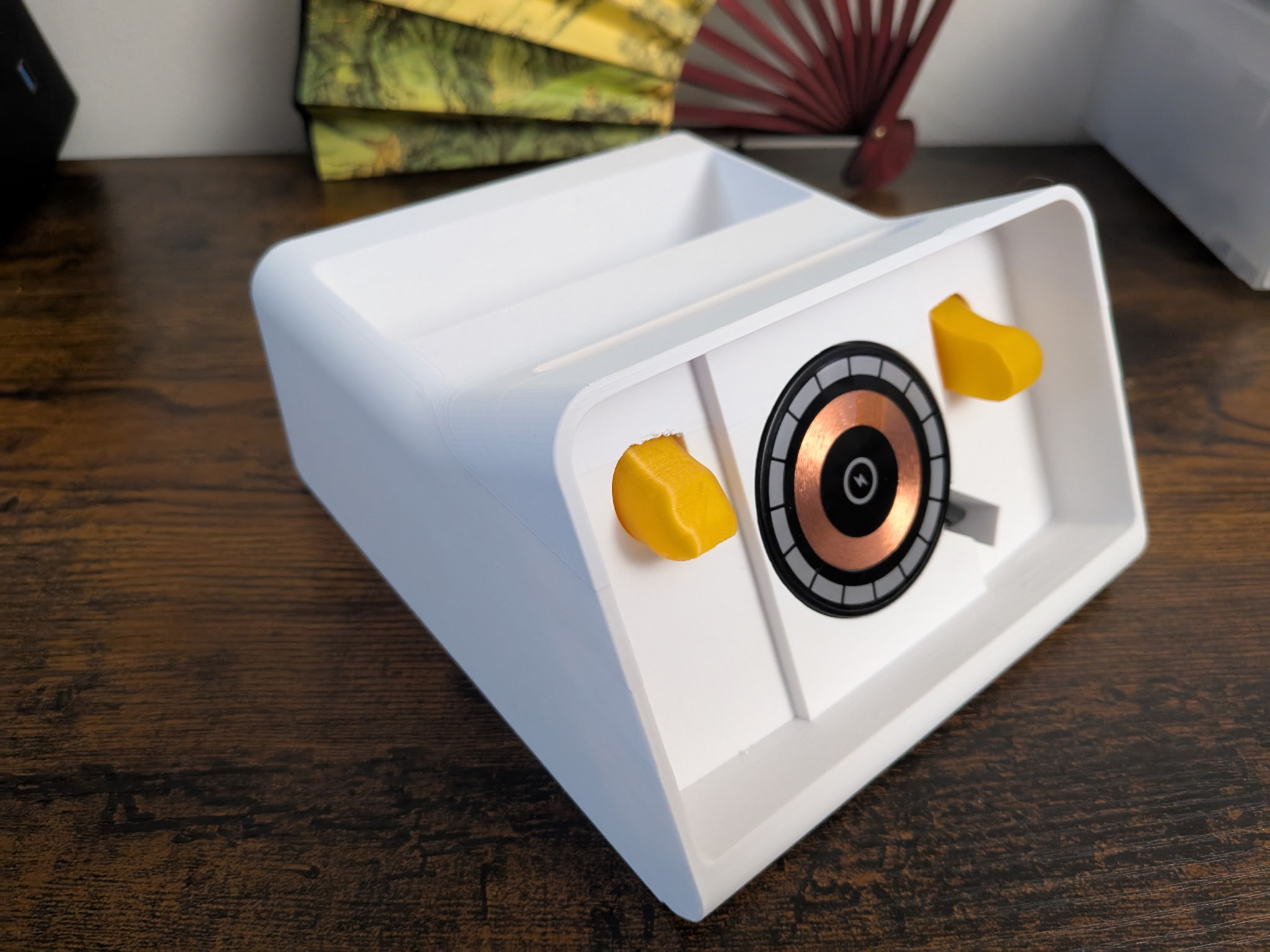 Pixel Fold Standby Dock with Gridfinity Storage