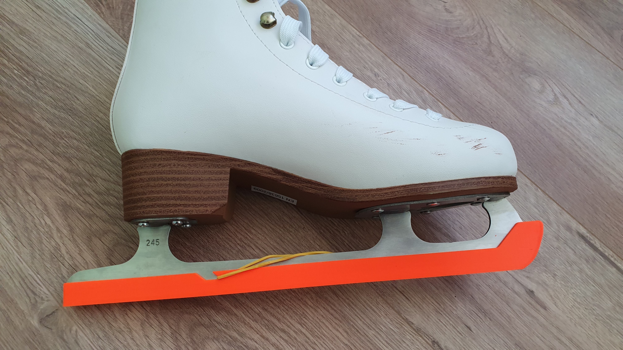 Ice skate Blade cover by vintrlos Download free STL model