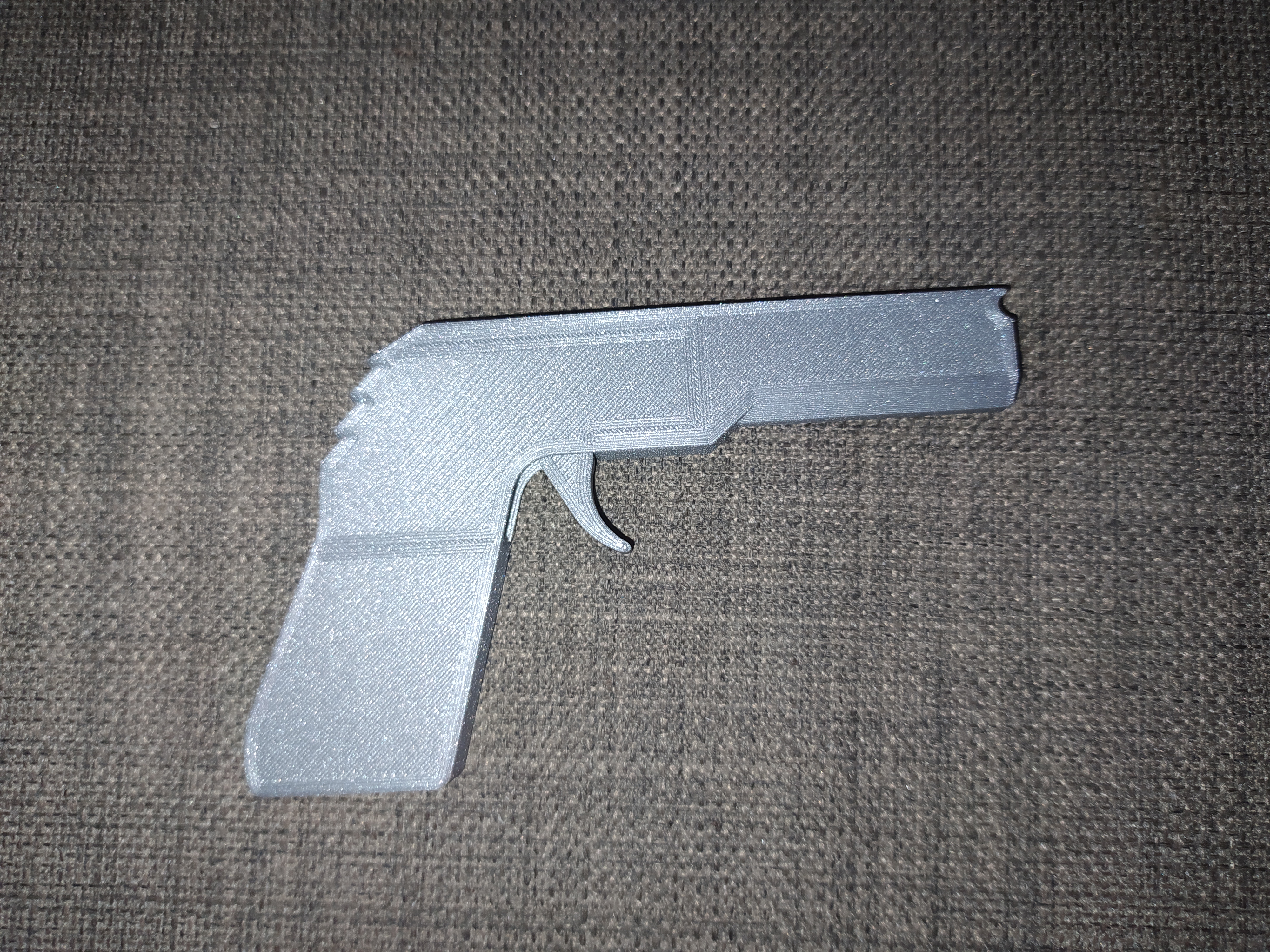 Rubber band gun (No glue or screw needed)