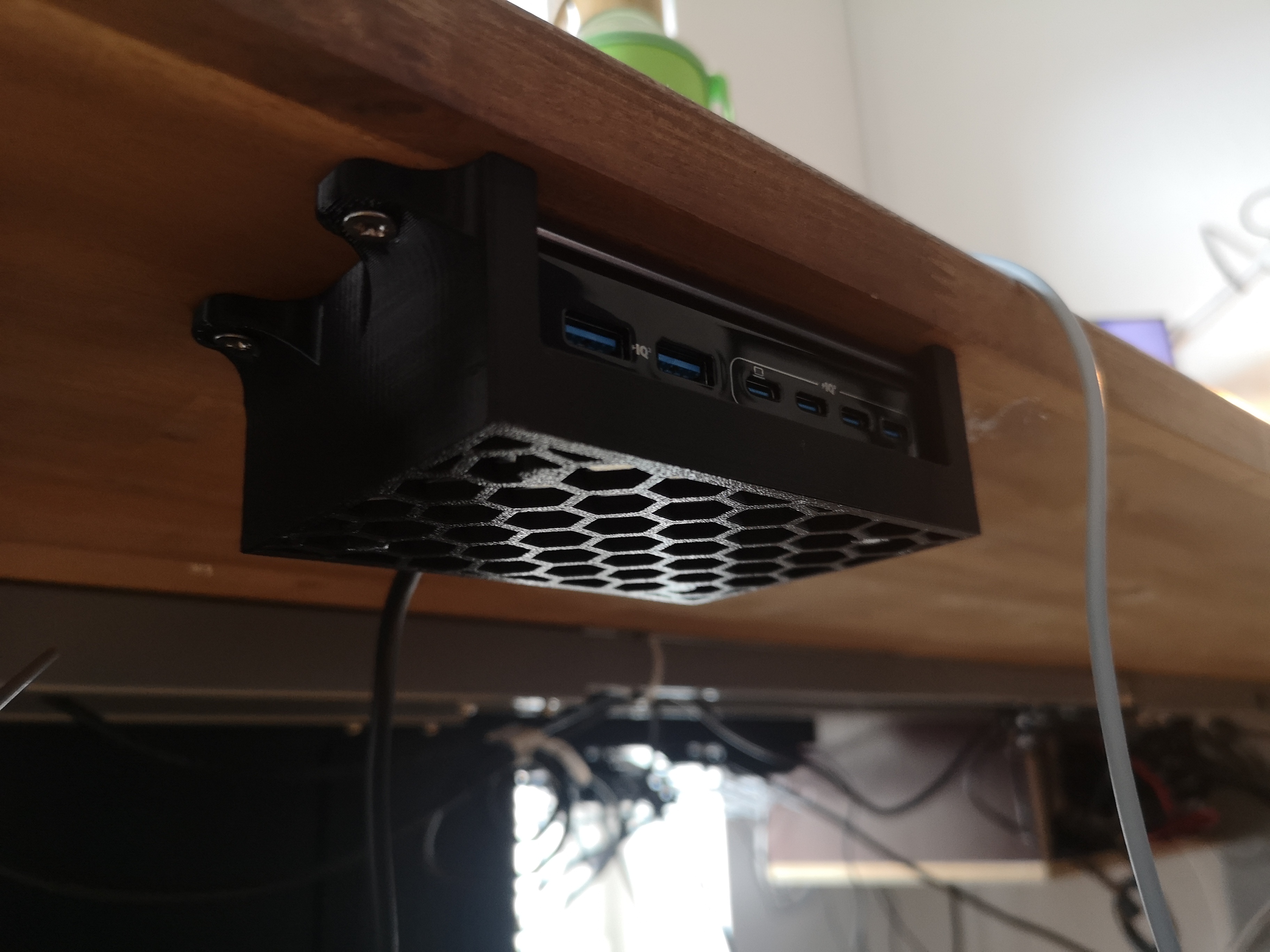 Anker Prime underdesk mount