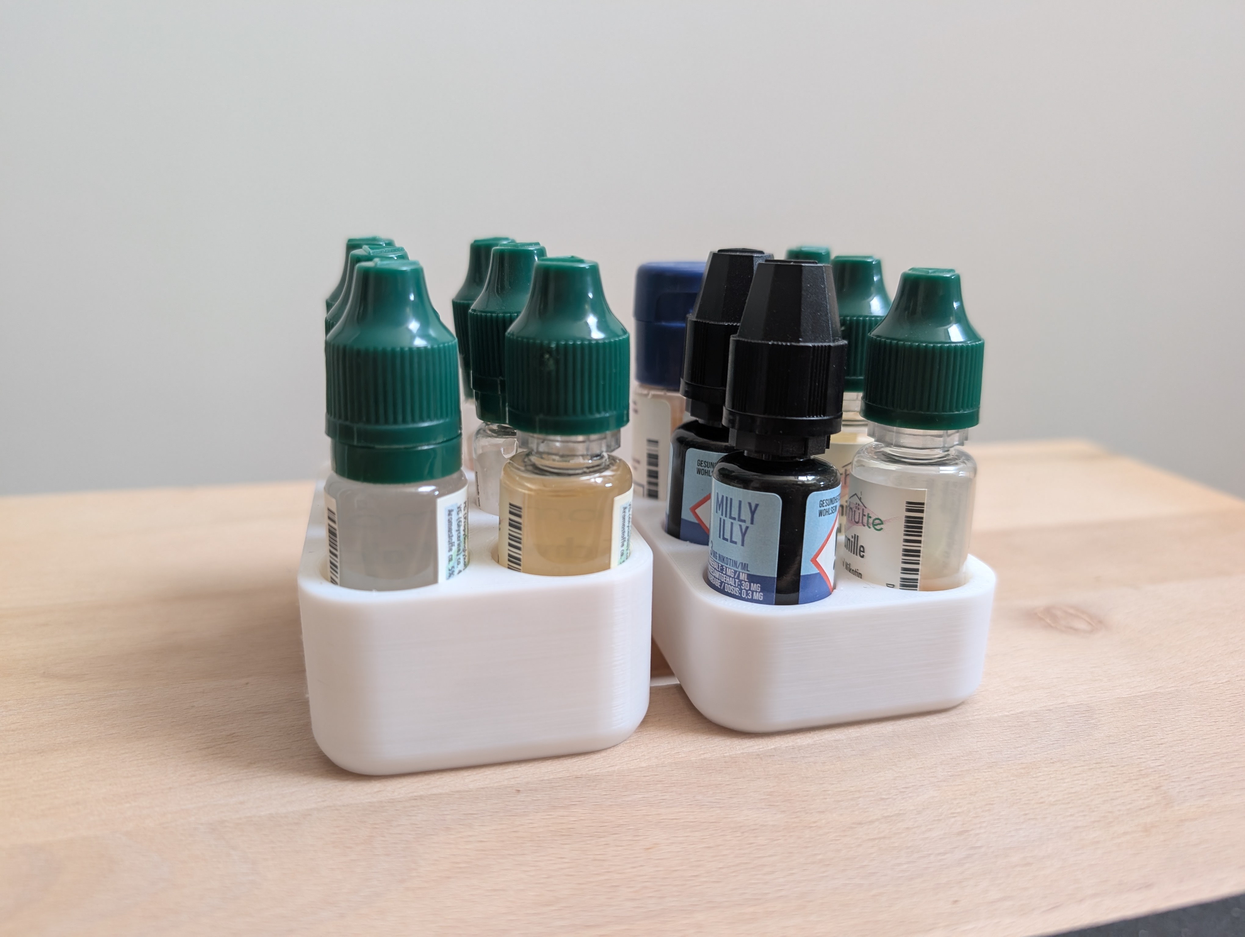 VAPING LIQUIDS Holder 22mm | REMIX of '6 Essential Oils Bottle Holder'