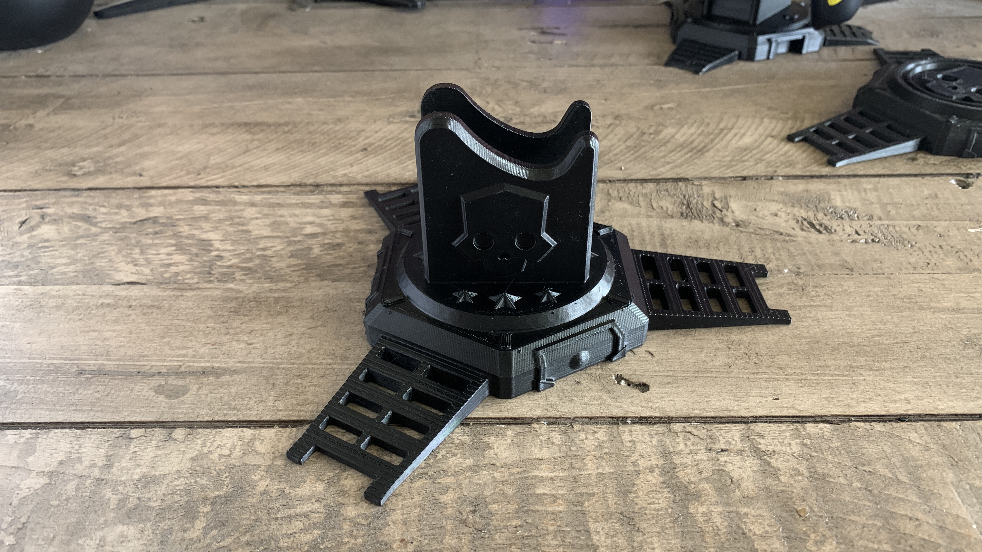 Miniatura 6 do modelo 3D V2 - Helldivers 2 Themed Controller stand