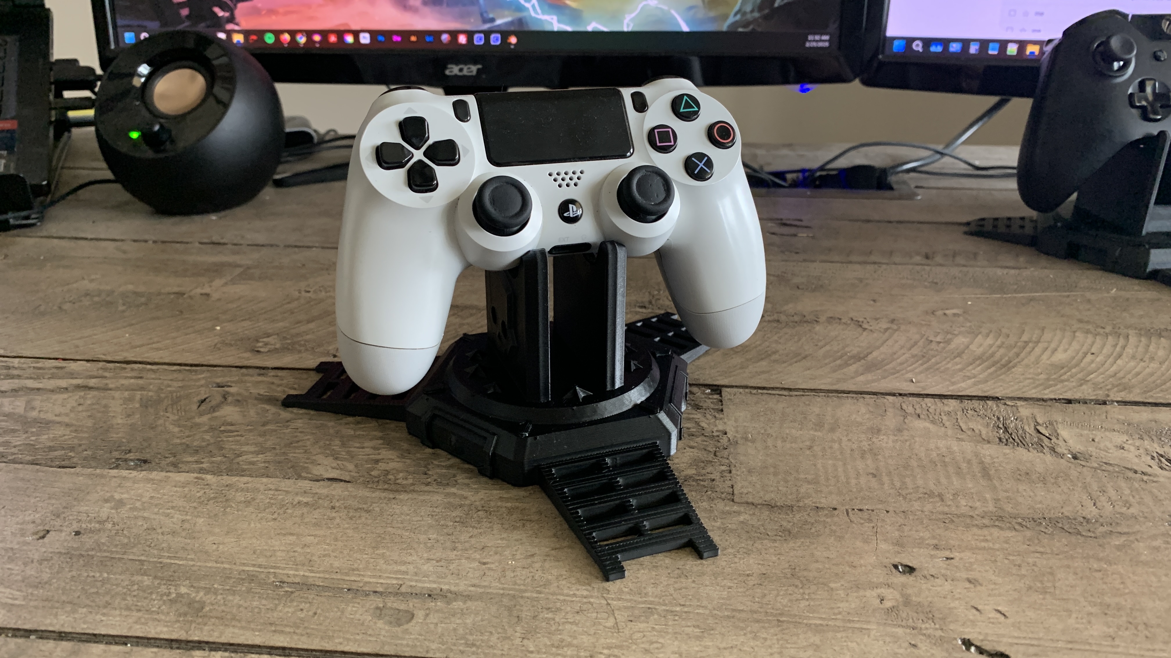 Miniatura 3 do modelo 3D V2 - Helldivers 2 Themed Controller stand