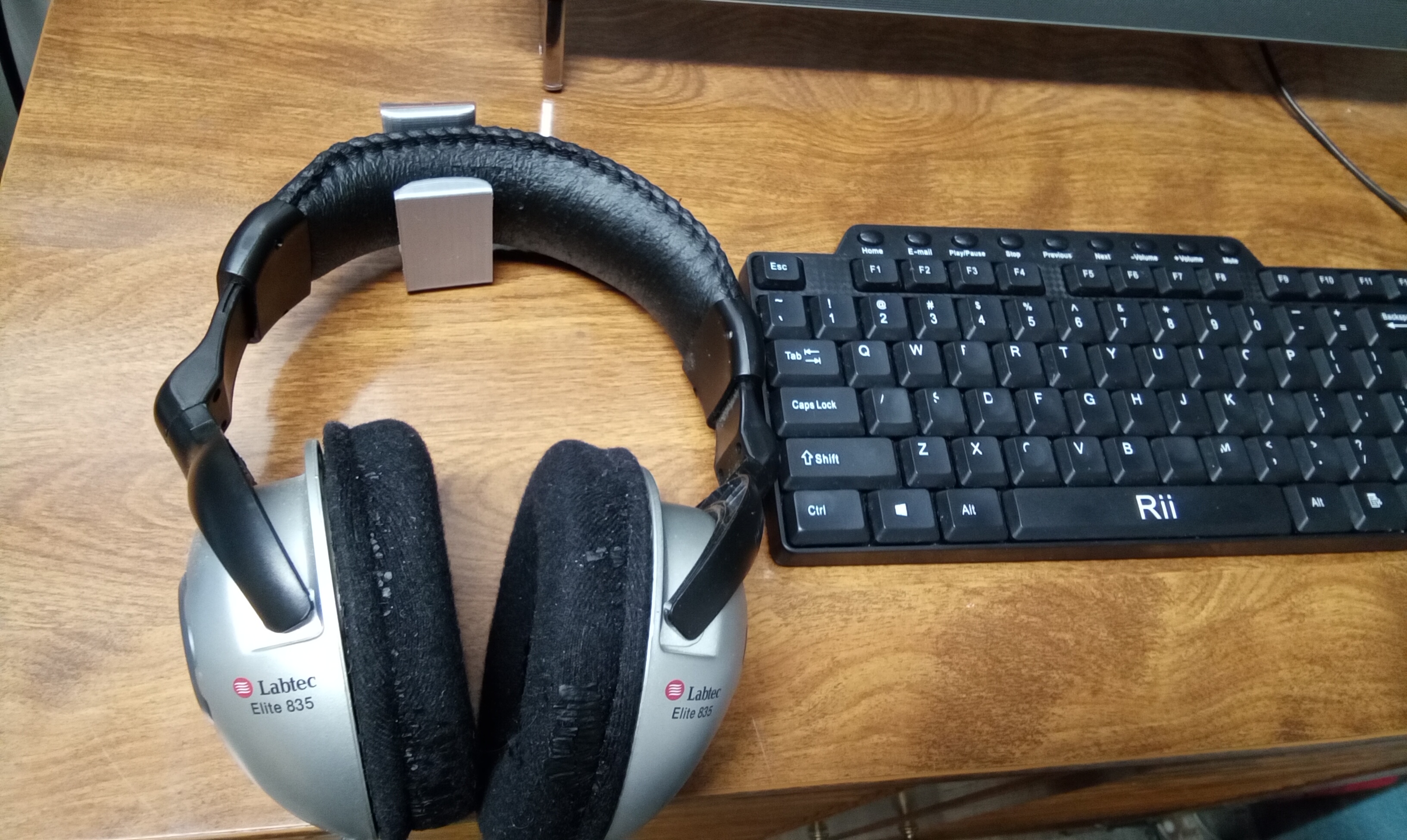 Simple, Mount-anywhere Headphone Cradle