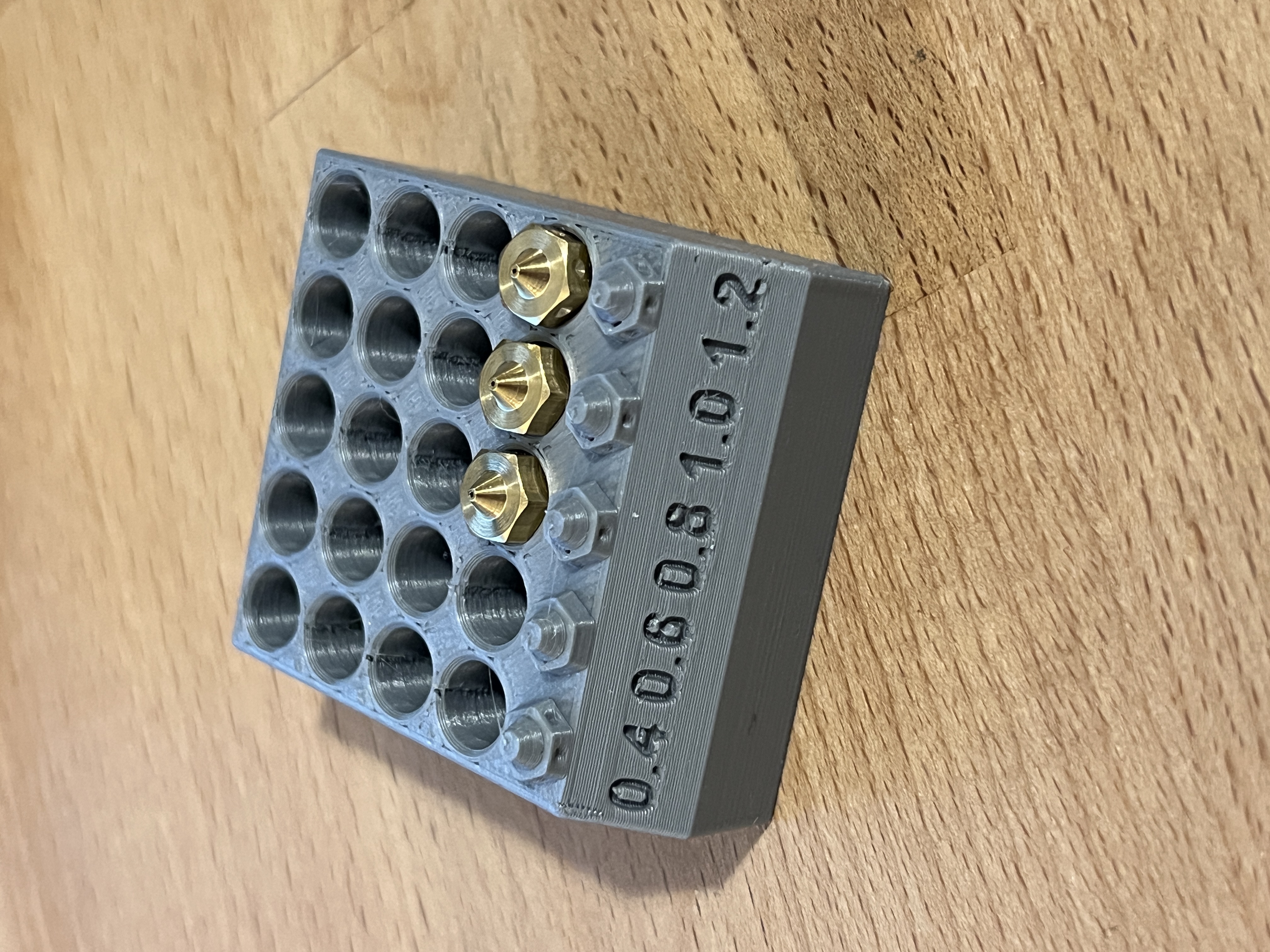 Volcano nozzle storage rack