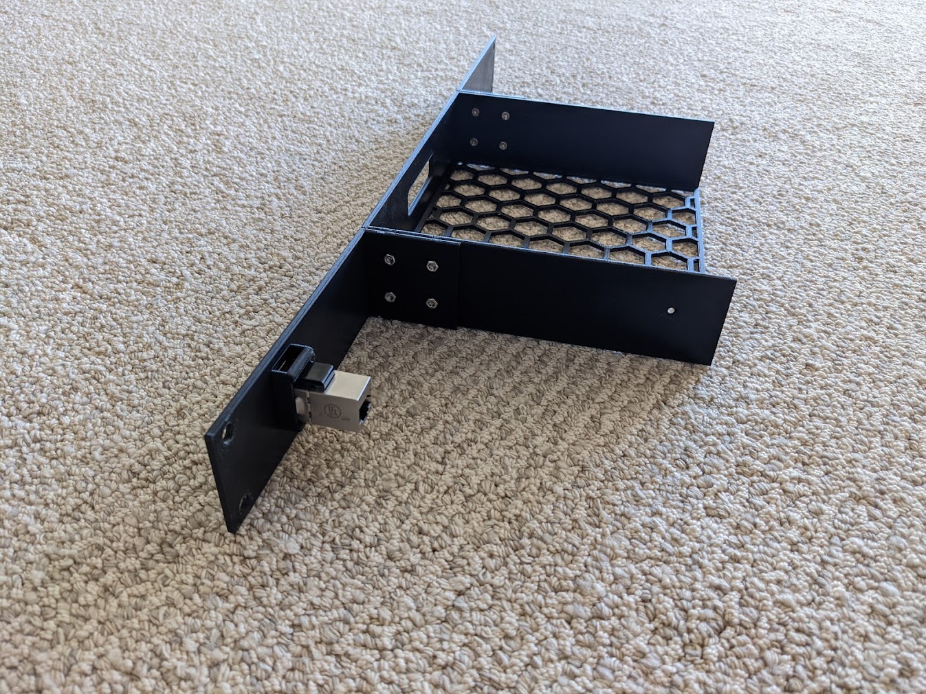 Motorola MB8611 / MB8600 / MB7621 Cable Modem Rack Mount 1Uish by